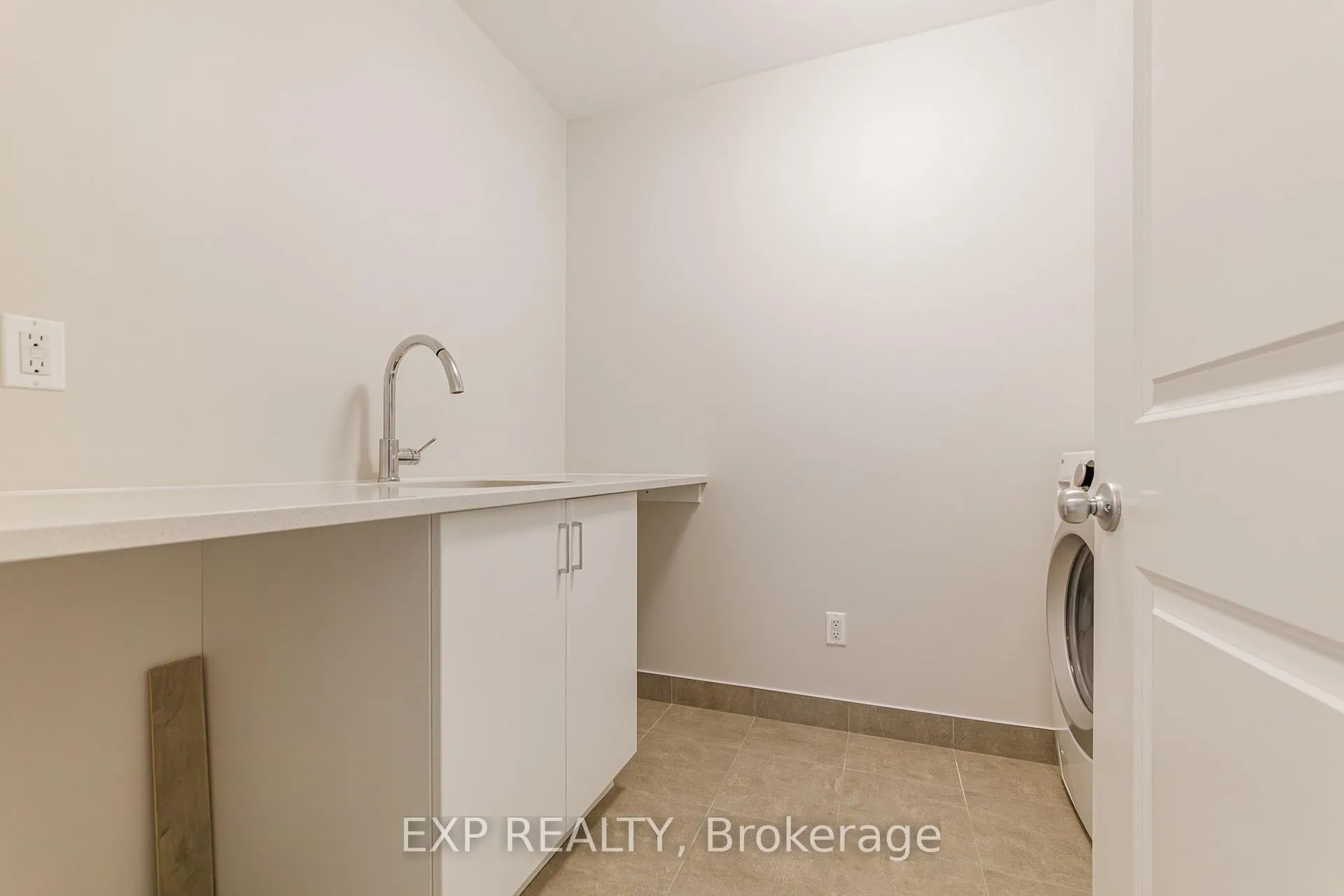 Photo 16 of 196 Angelonia Crescent, Ottawa, Blossom Park/Kemp Park/Findlay Creek — HOMEH