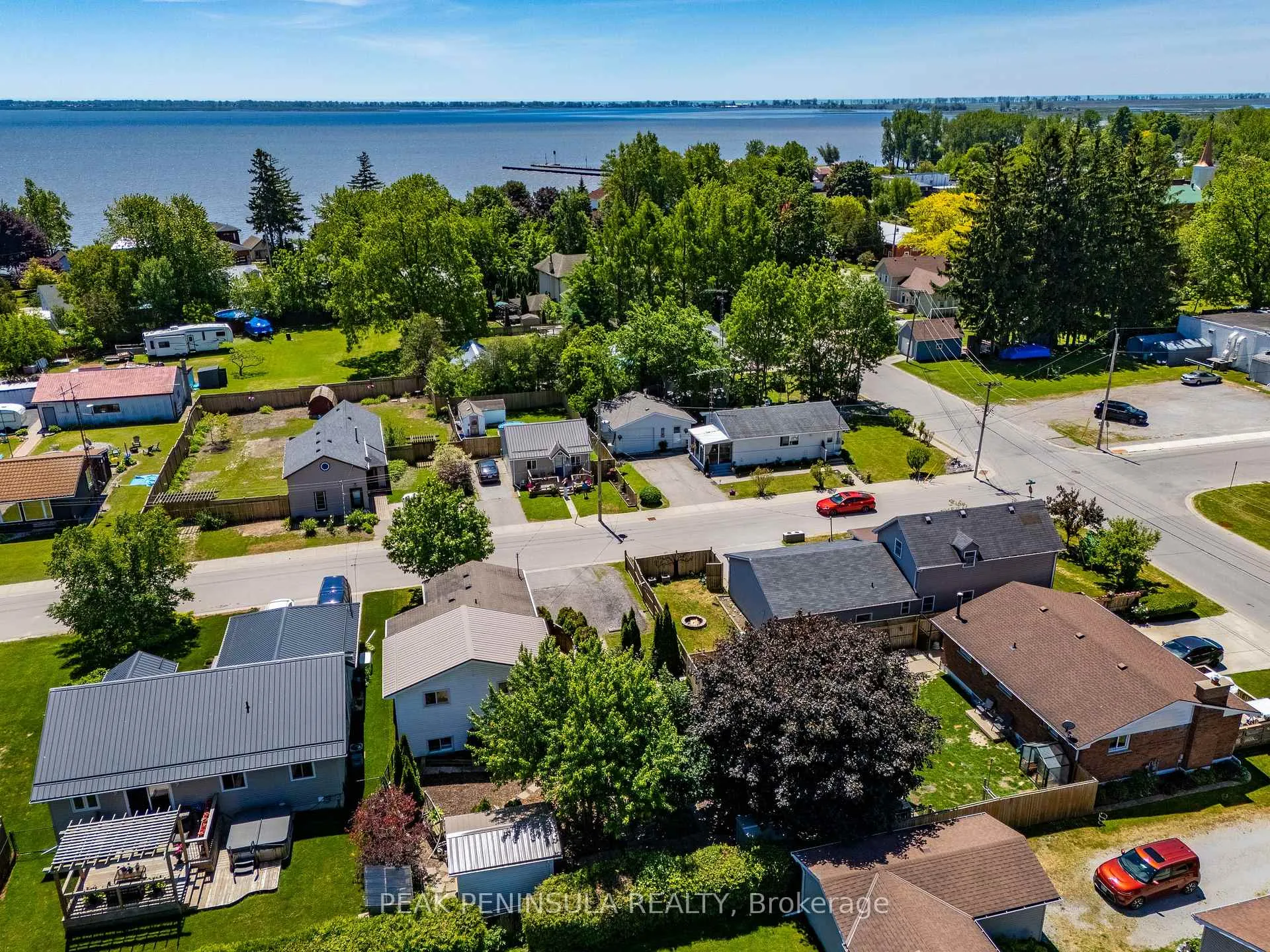 Photo 1 of 21 Centre Street, Norfolk, Port Rowan — HOMEH