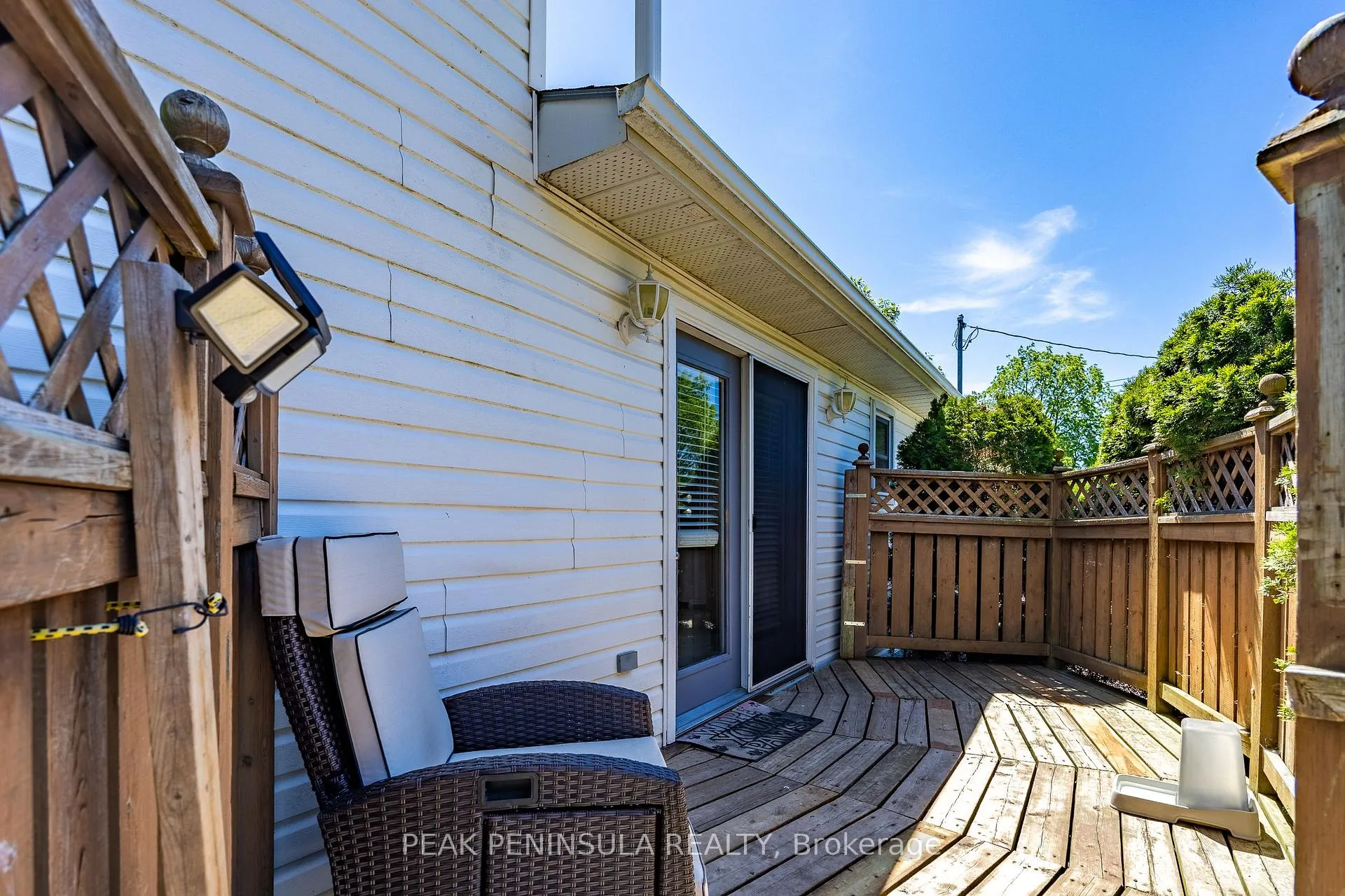 Photo 4 of 21 Centre Street, Norfolk, Port Rowan — HOMEH