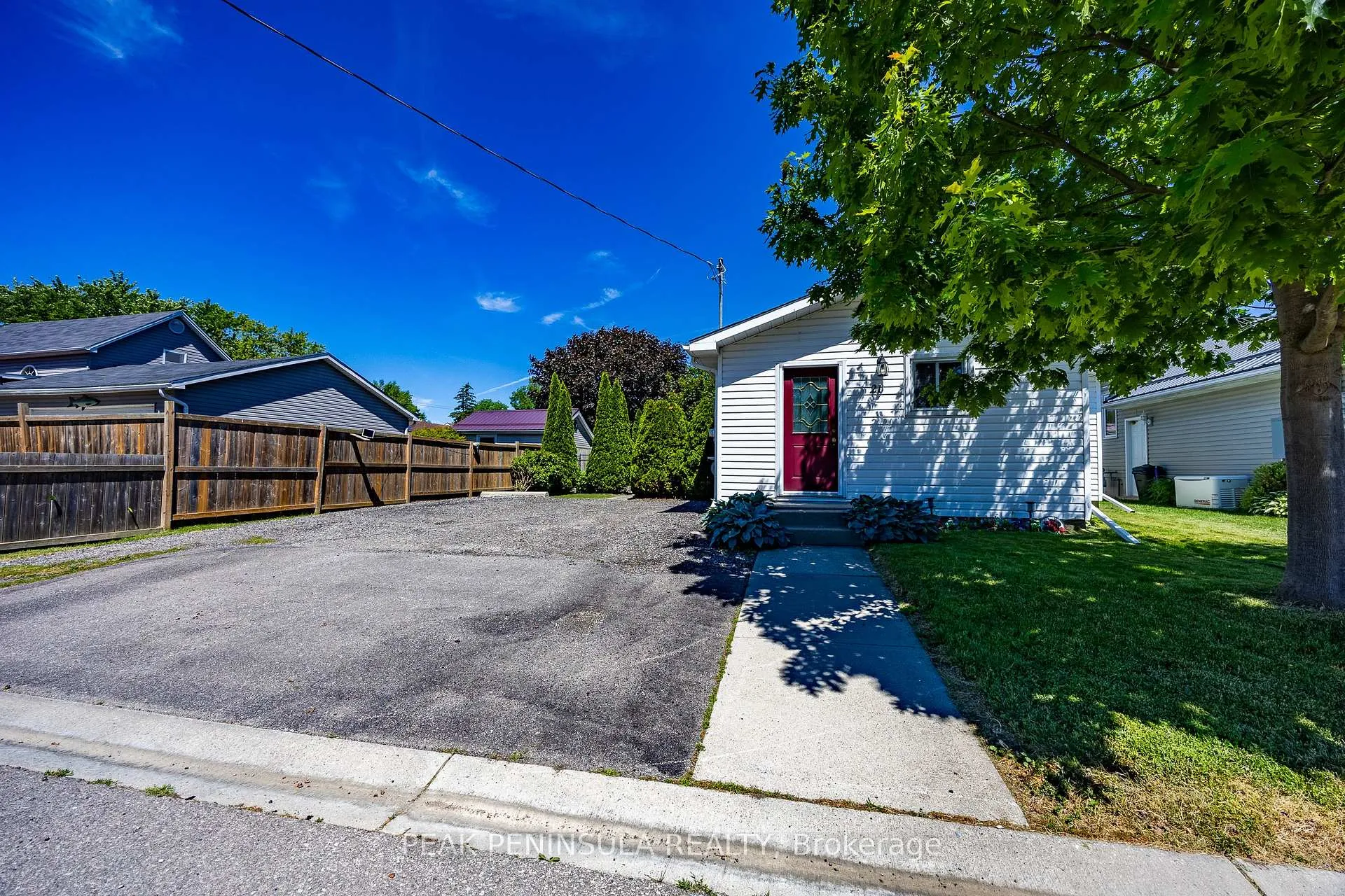 Photo 28 of 21 Centre Street, Norfolk, Port Rowan — HOMEH