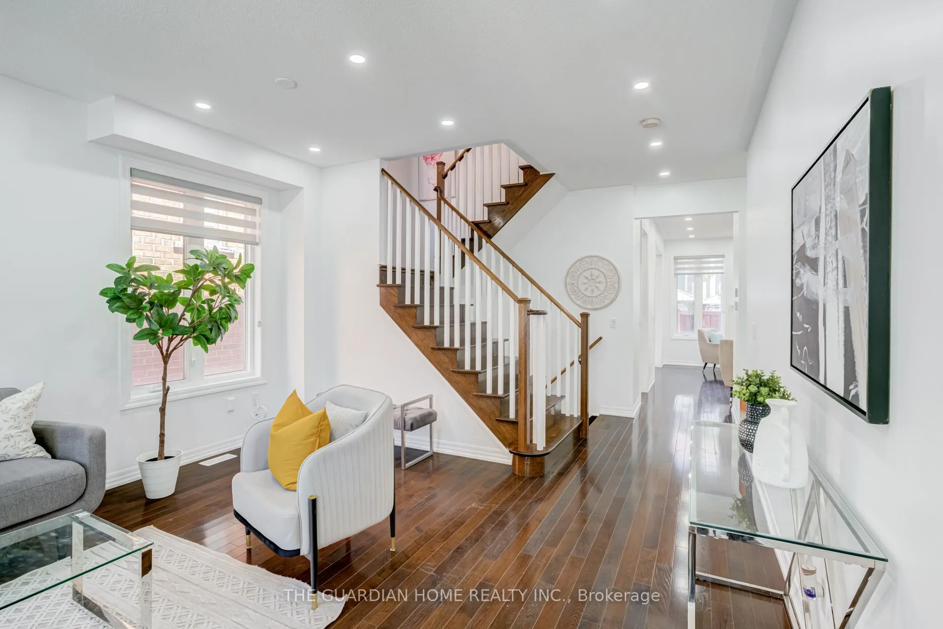 Photo 11 of 30 Aird Court, Milton, Scott — HOMEH