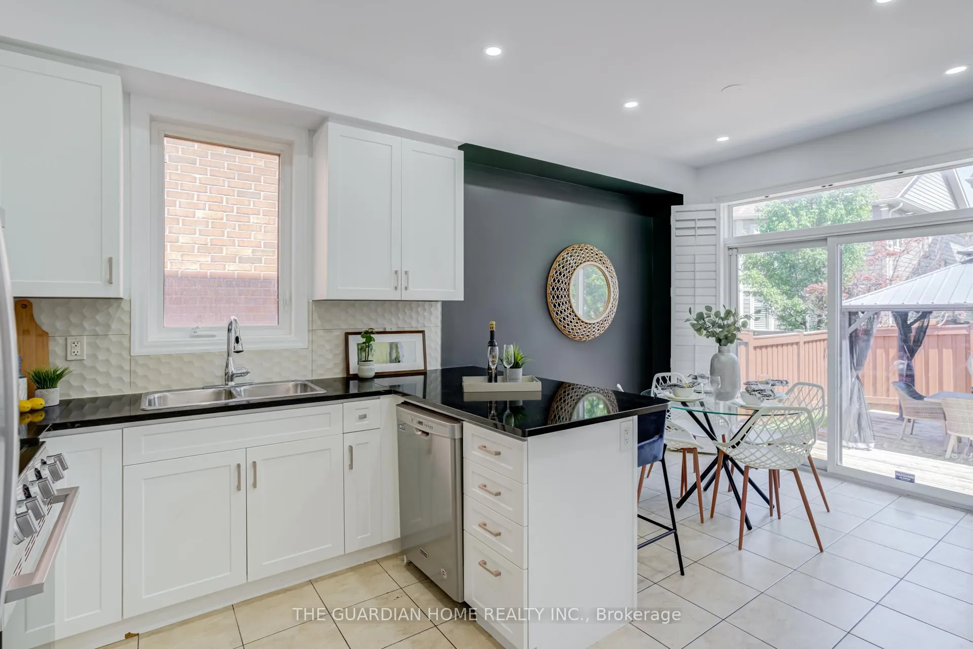 Photo 17 of 30 Aird Court, Milton, Scott — HOMEH