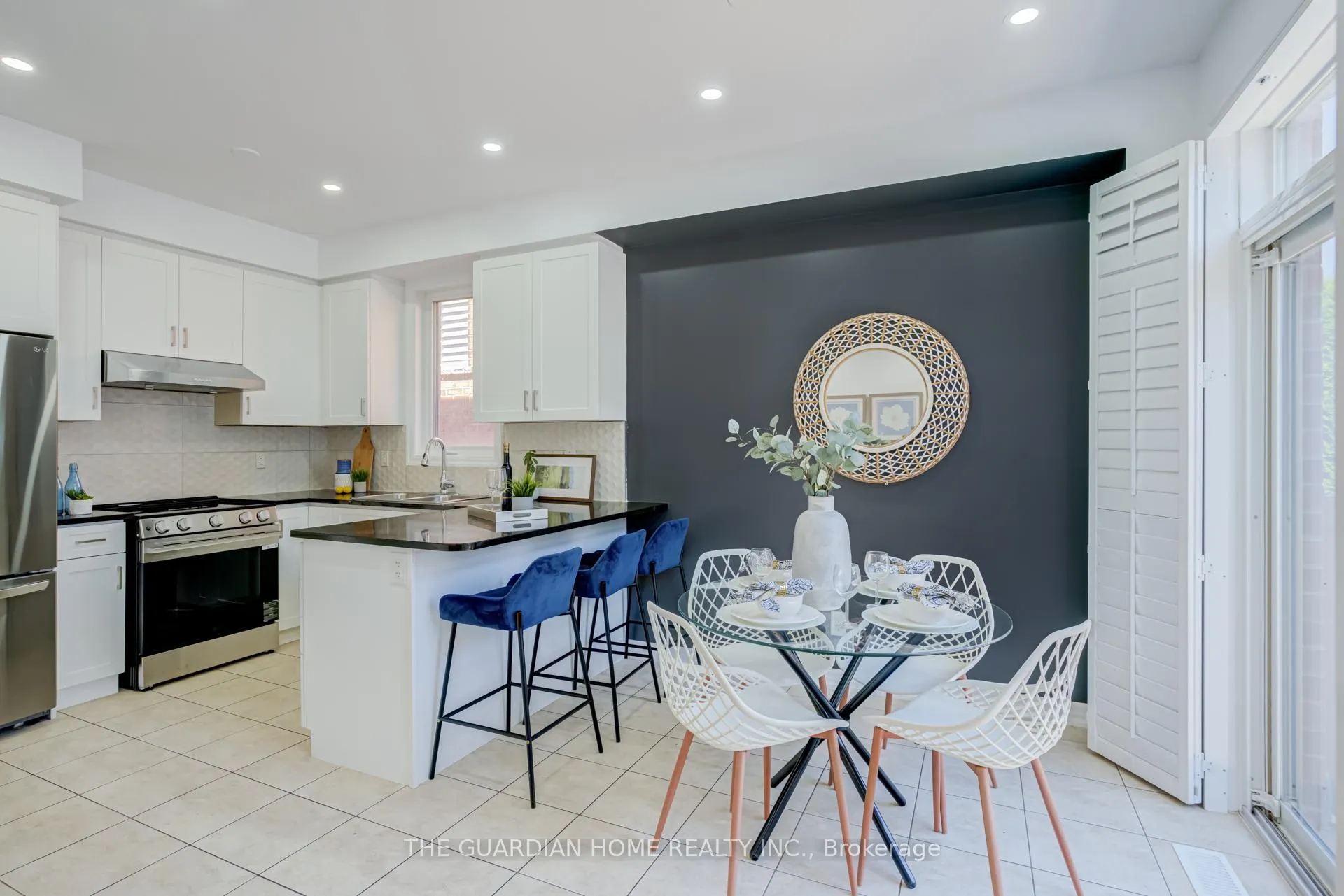 Photo 24 of 30 Aird Court, Milton, Scott — HOMEH
