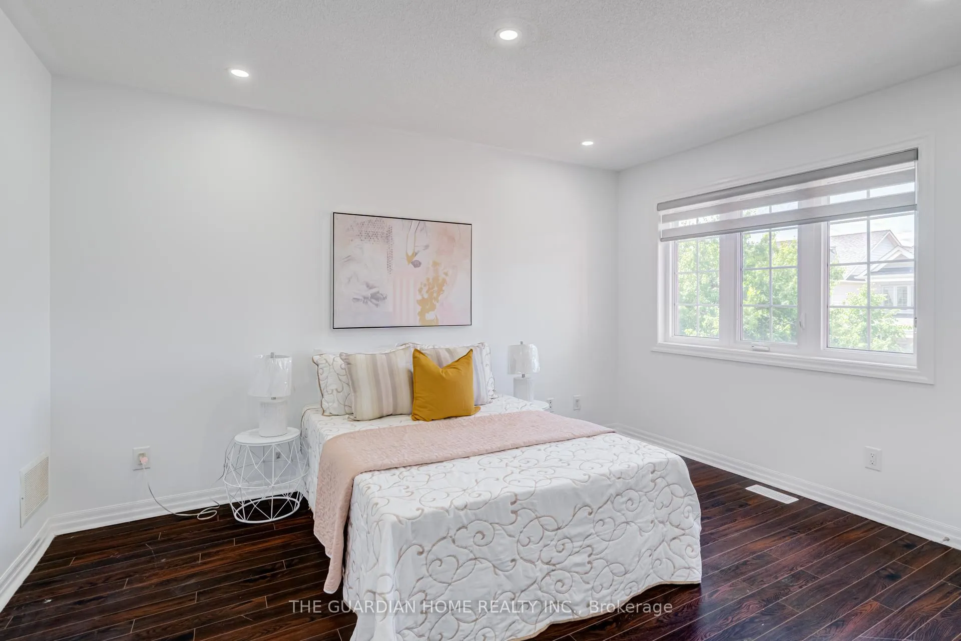 Photo 35 of 30 Aird Court, Milton, Scott — HOMEH