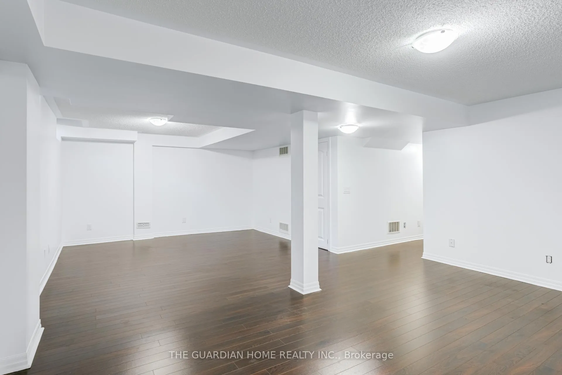 Photo 45 of 30 Aird Court, Milton, Scott — HOMEH