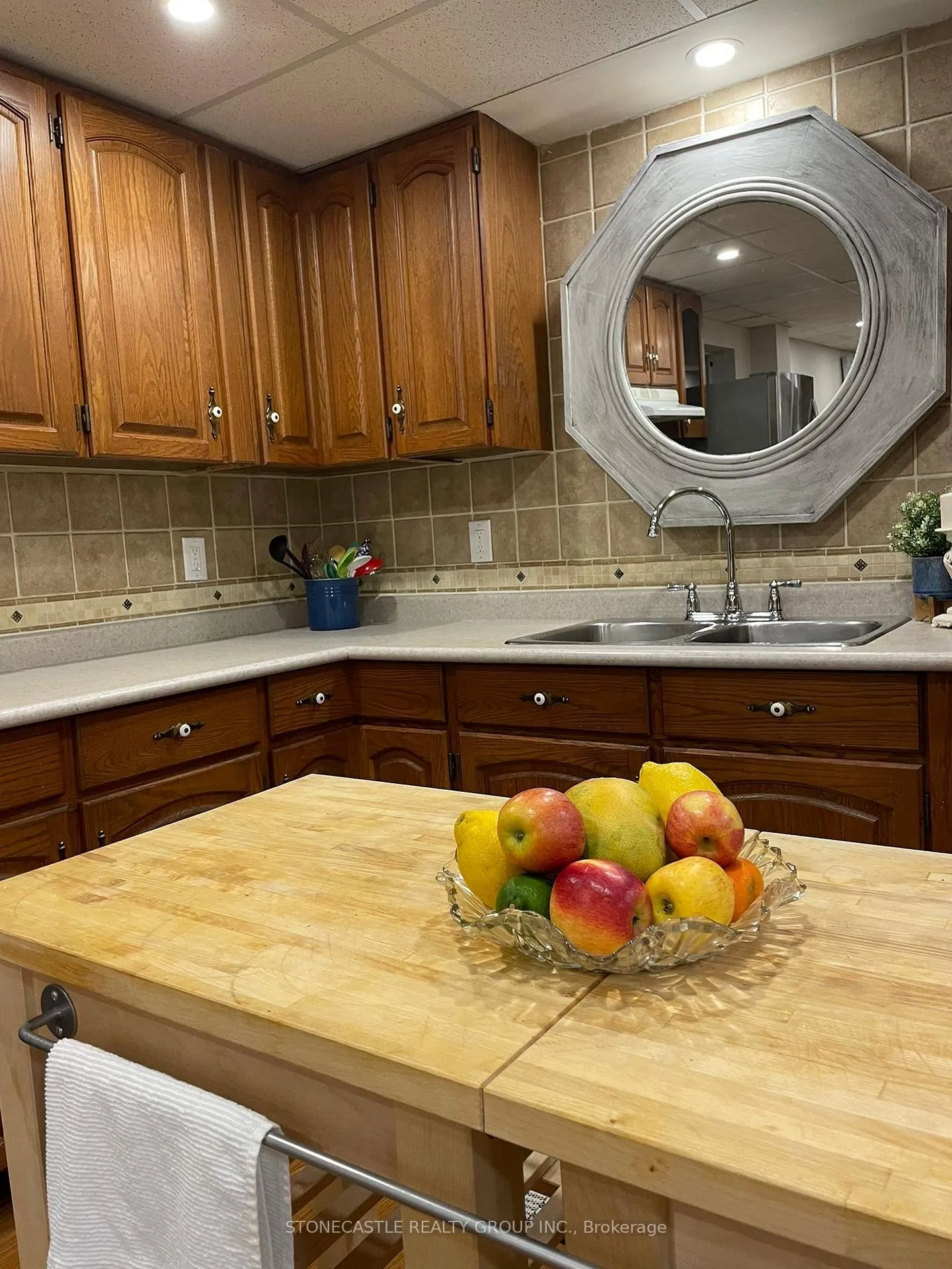 Photo 3 of Unit (Bsmt), 89 Jackman Crescent, Vaughan, West Woodbridge — HOMEH