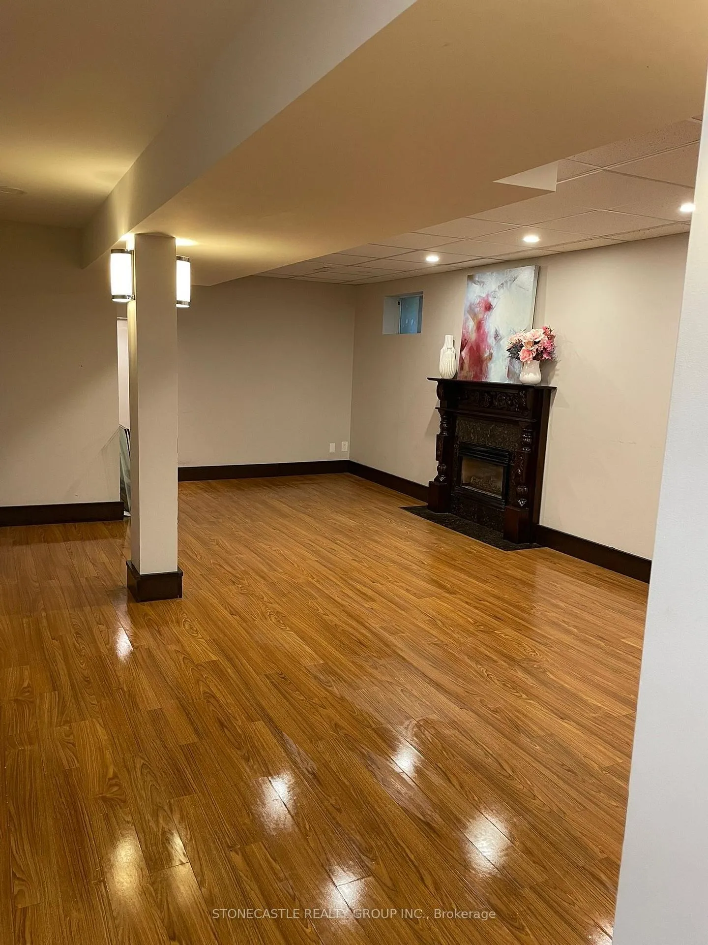 Photo 10 of Unit (Bsmt), 89 Jackman Crescent, Vaughan, West Woodbridge — HOMEH