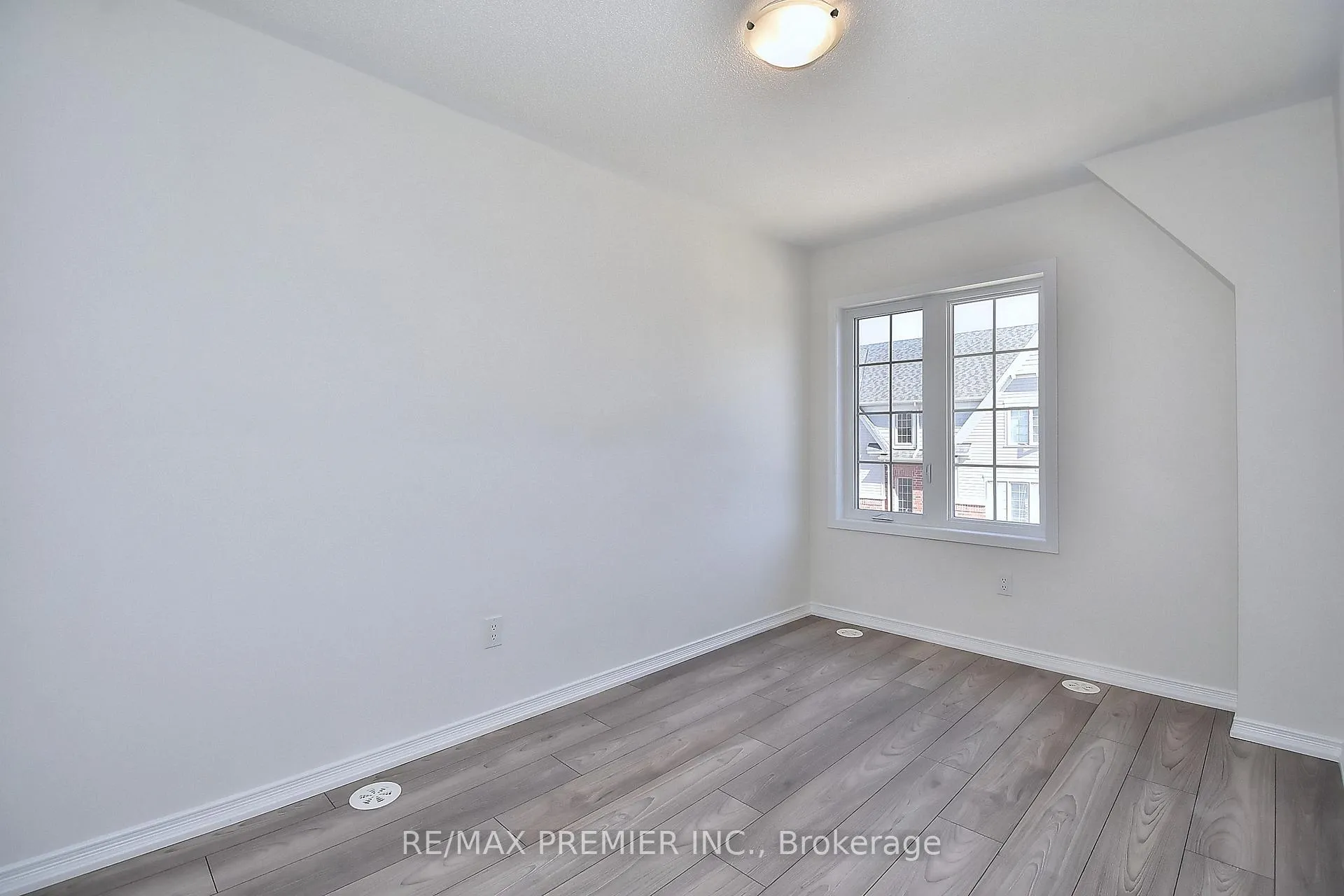 Photo 24 of Unit 144, 2552 Mojave Path, Oshawa, Windfields — HOMEH