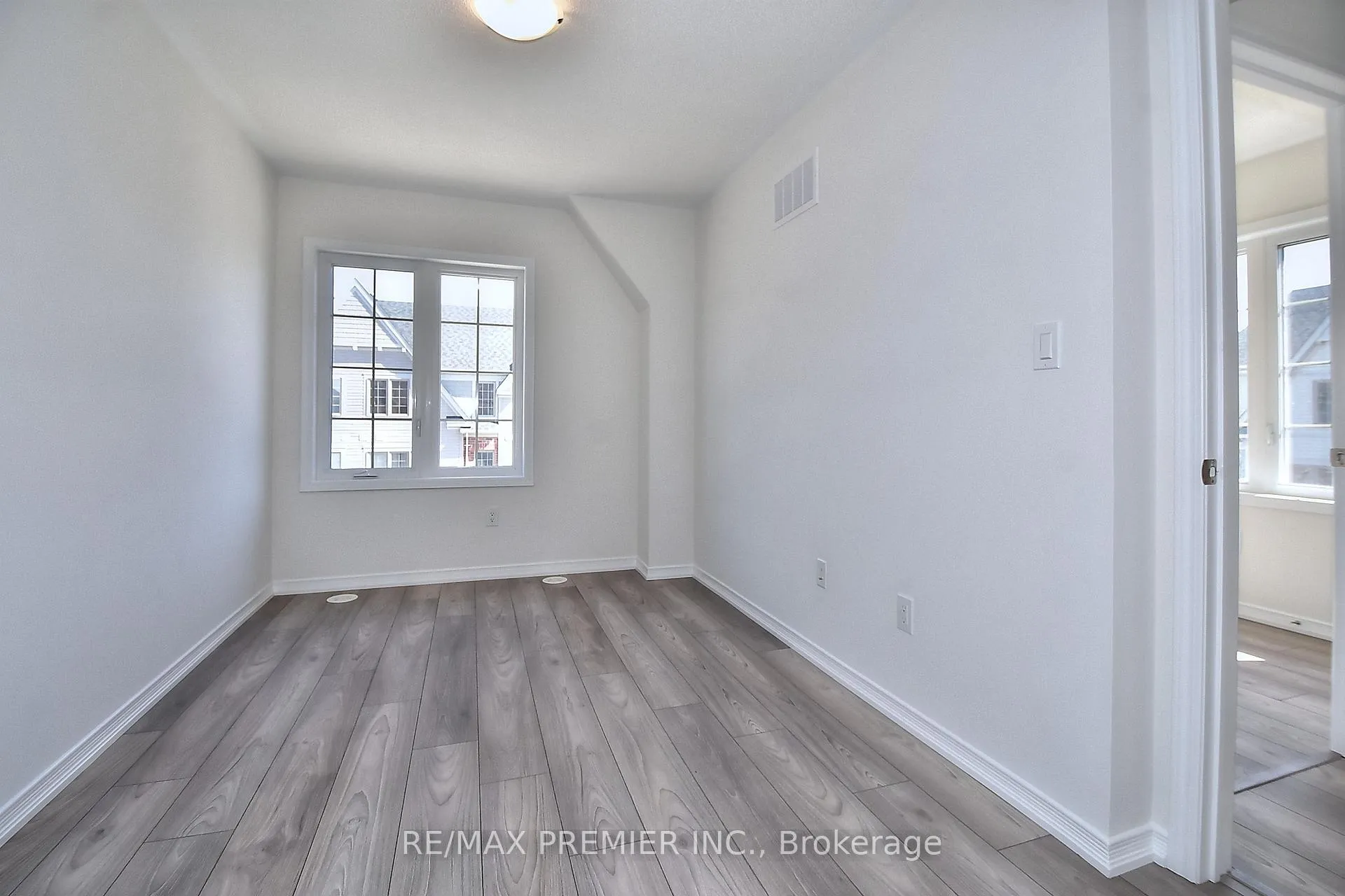 Photo 25 of Unit 144, 2552 Mojave Path, Oshawa, Windfields — HOMEH