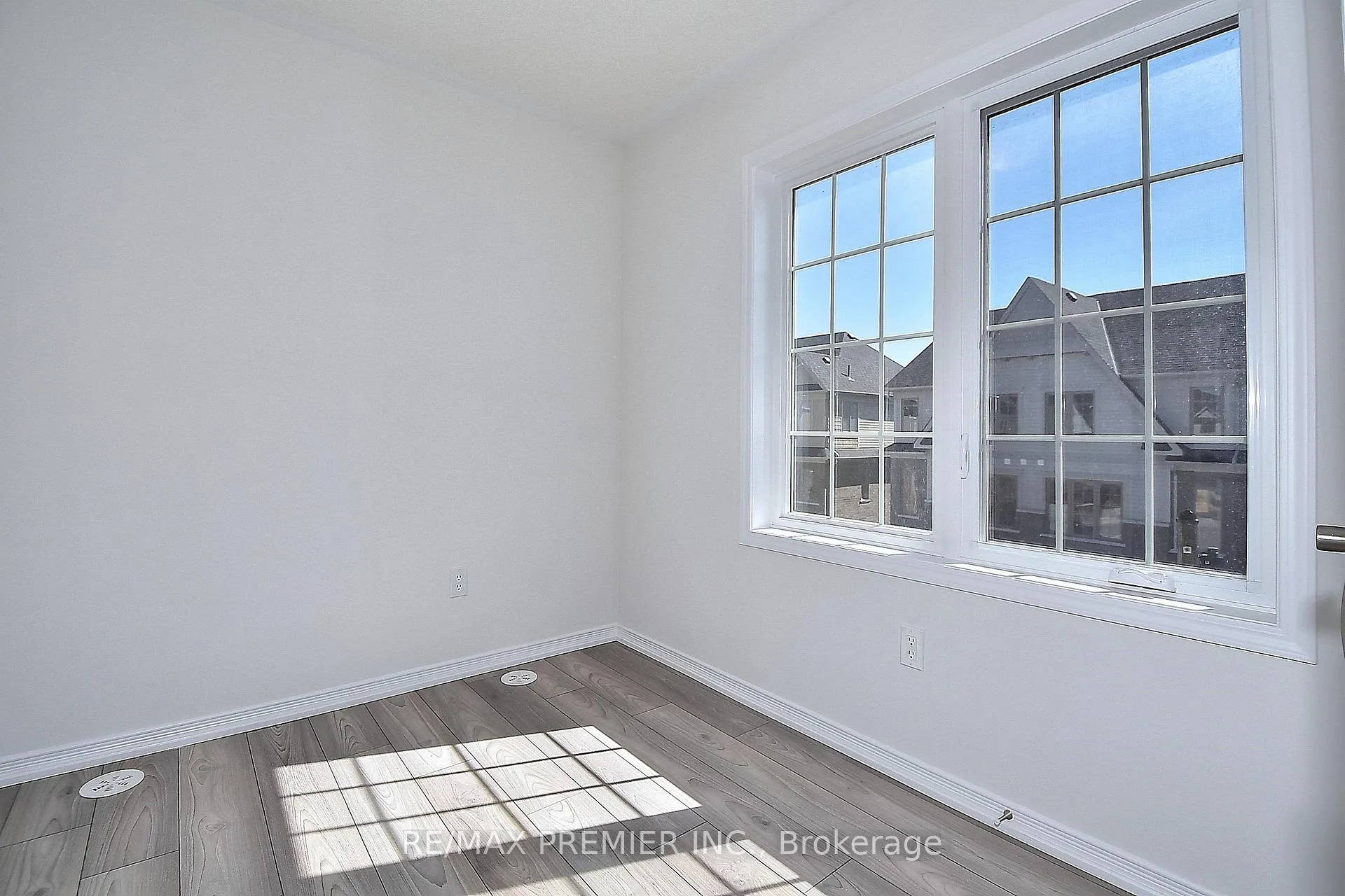 Photo 35 of Unit 144, 2552 Mojave Path, Oshawa, Windfields — HOMEH