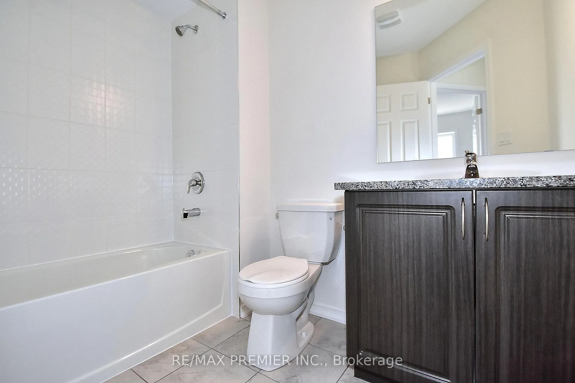 Photo 38 of Unit 144, 2552 Mojave Path, Oshawa, Windfields — HOMEH