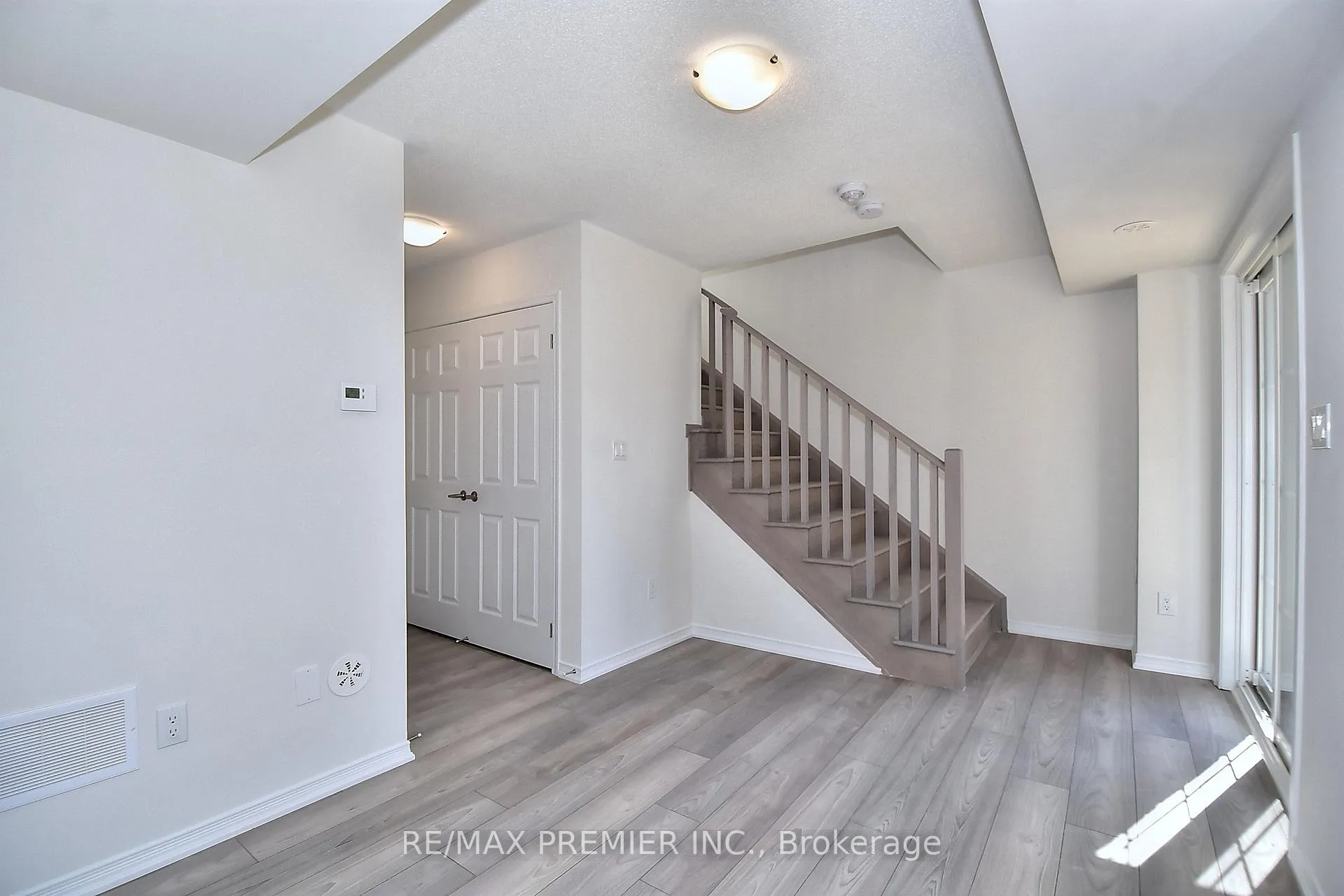 Photo 43 of Unit 144, 2552 Mojave Path, Oshawa, Windfields — HOMEH