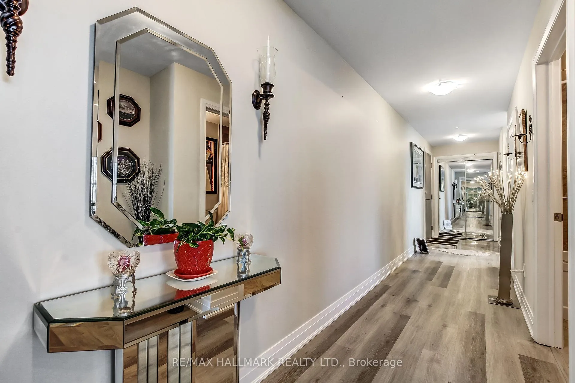 Photo 6 of Unit 807, 16 Concord Place, Grimsby, Grimsby Beach — HOMEH