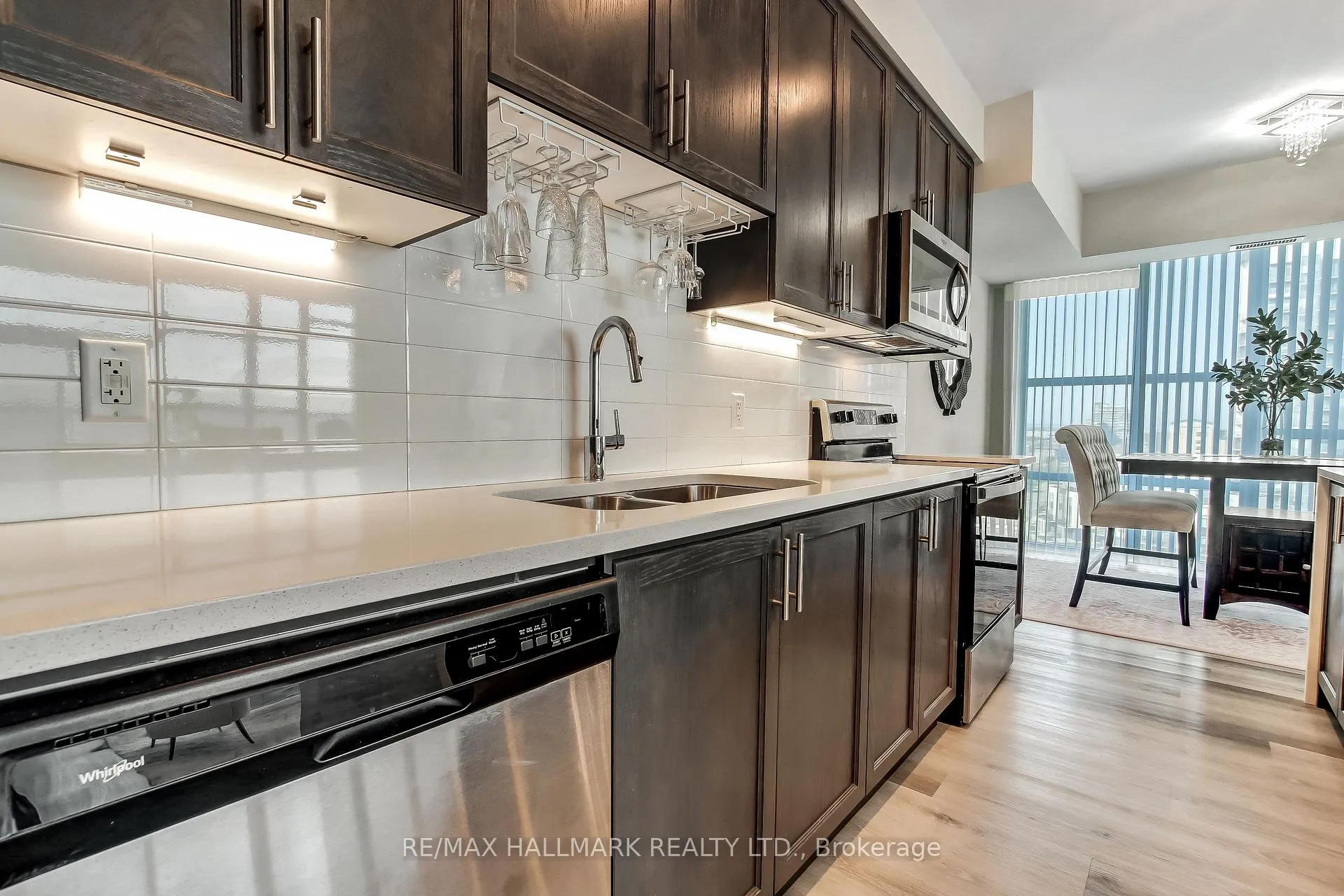 Photo 10 of Unit 807, 16 Concord Place, Grimsby, Grimsby Beach — HOMEH