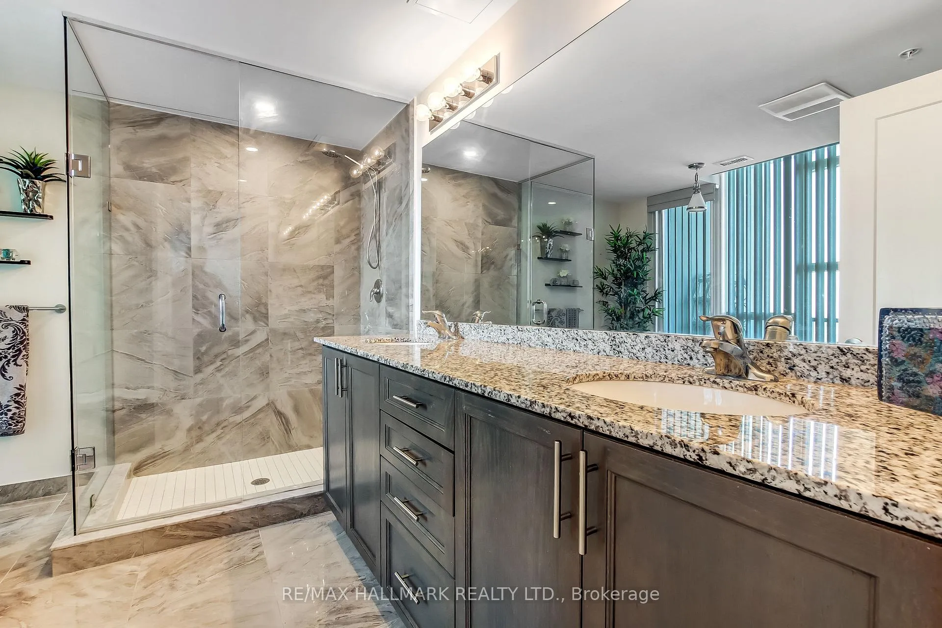 Photo 13 of Unit 807, 16 Concord Place, Grimsby, Grimsby Beach — HOMEH