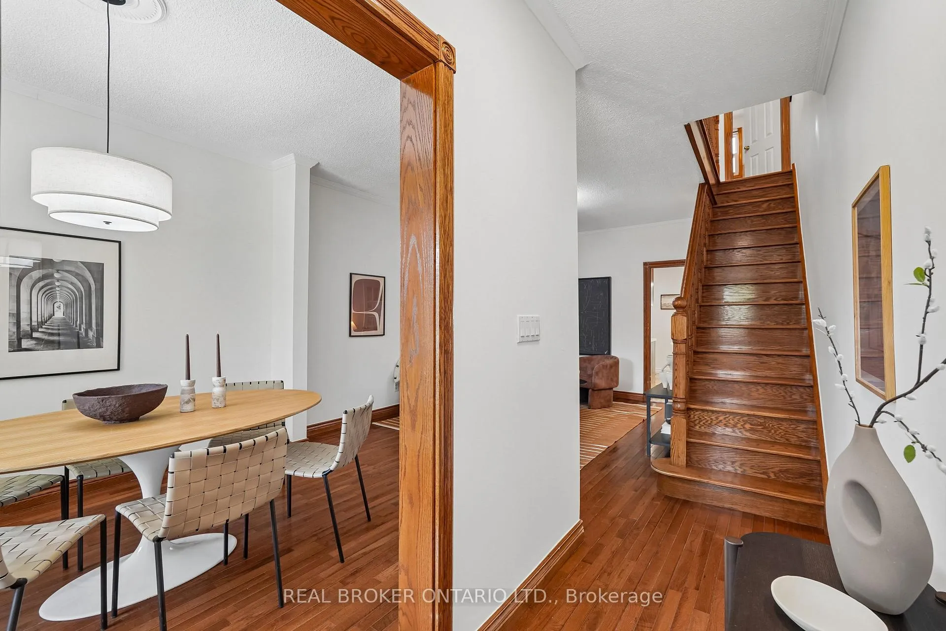 Photo 4 of 450 Armadale Avenue, Toronto, Runnymede-Bloor West Village — HOMEH