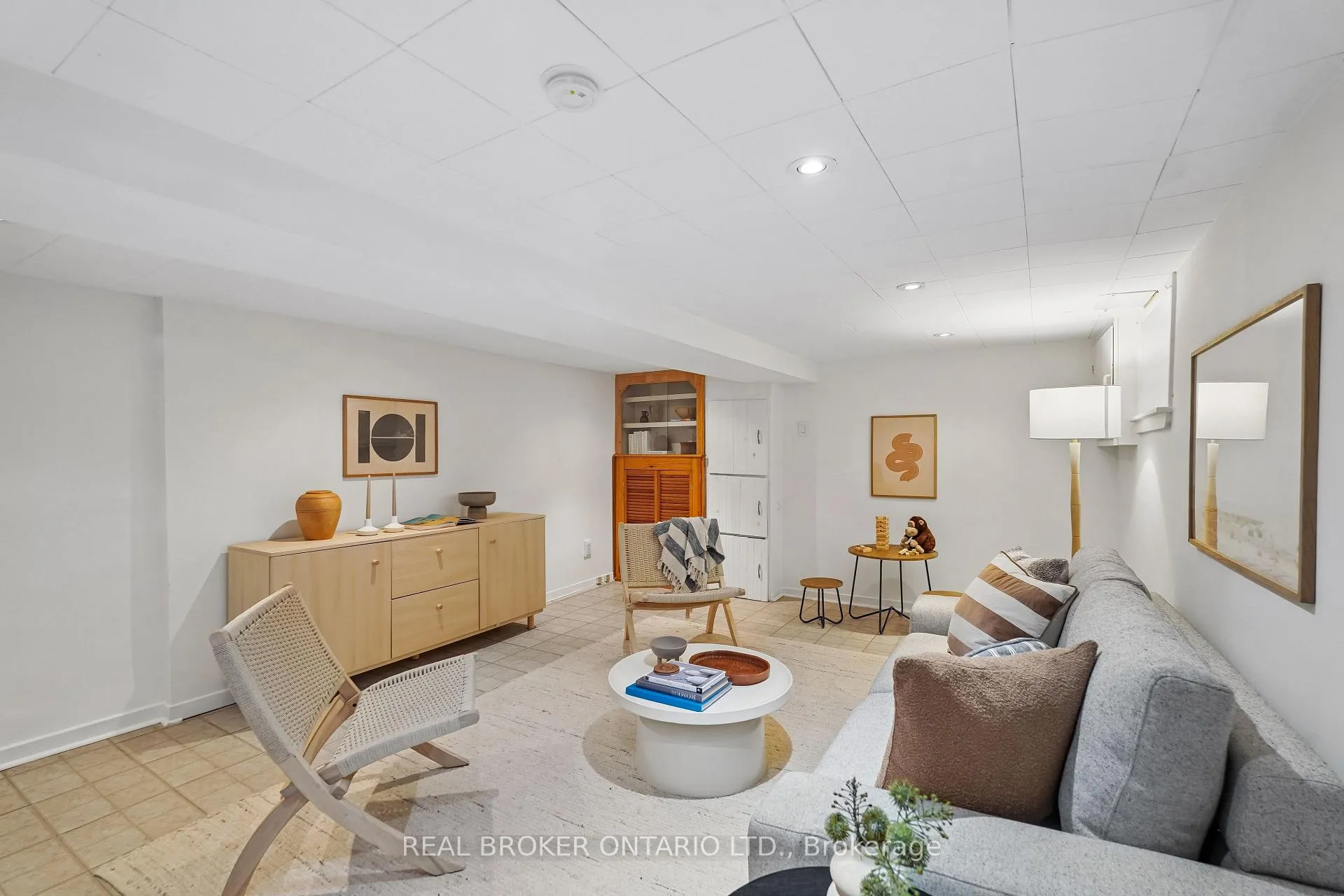 Photo 15 of 450 Armadale Avenue, Toronto, Runnymede-Bloor West Village — HOMEH