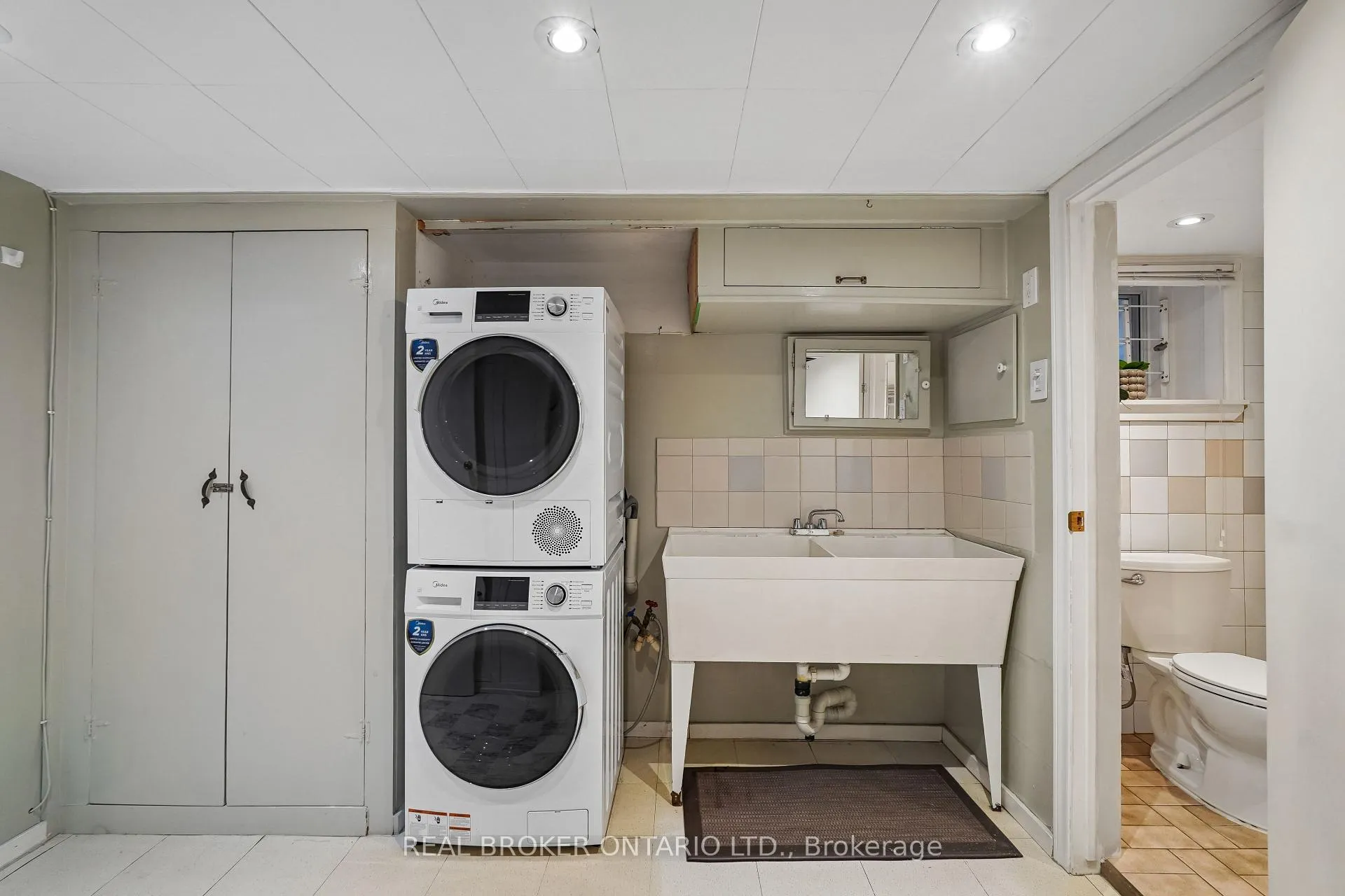 Photo 17 of 450 Armadale Avenue, Toronto, Runnymede-Bloor West Village — HOMEH
