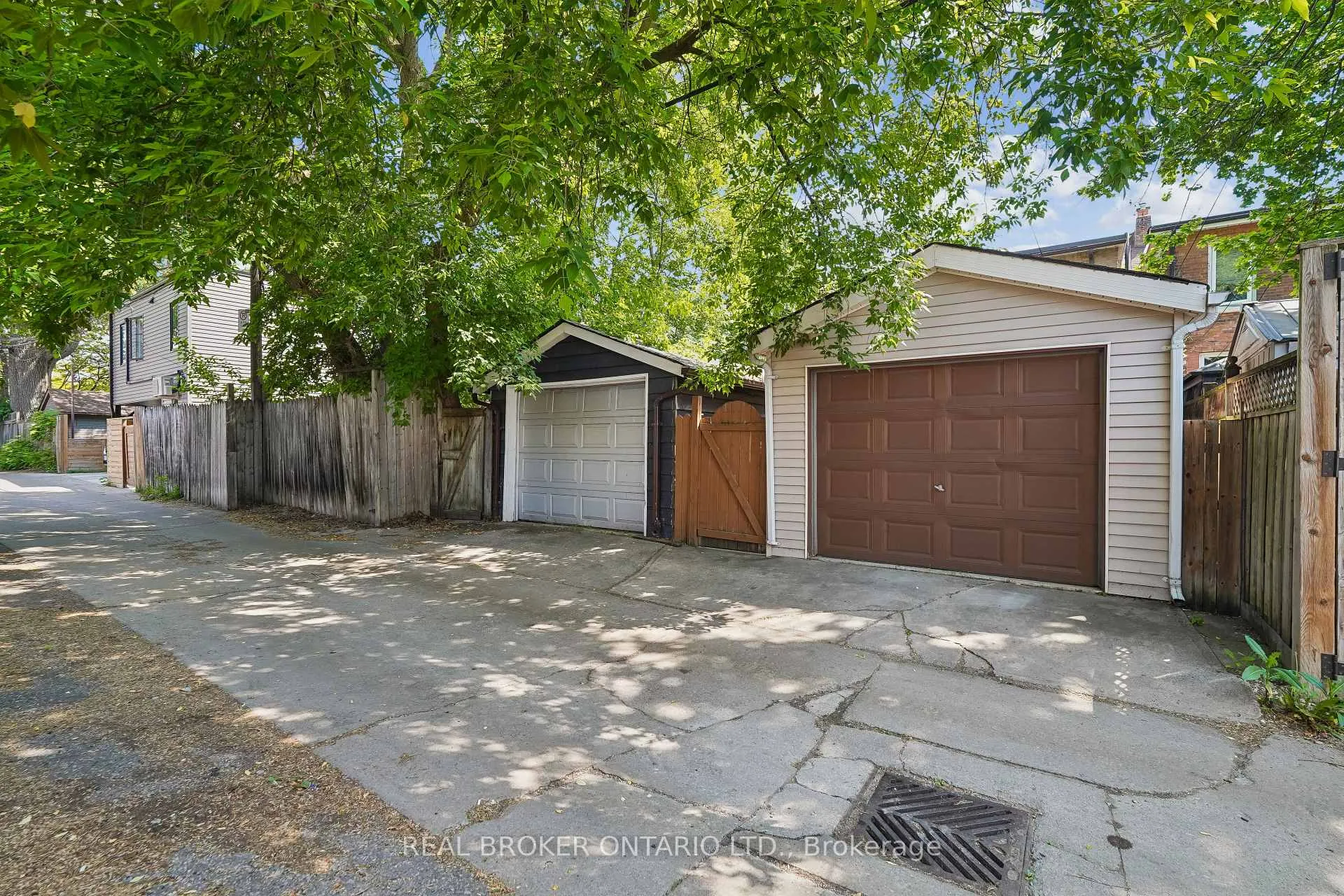 Photo 20 of 450 Armadale Avenue, Toronto, Runnymede-Bloor West Village — HOMEH