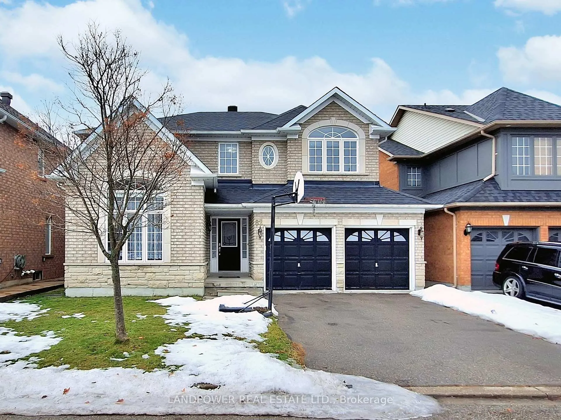 Photo 1 of 82 Littleleaf Crescent, Markham, Legacy — HOMEH