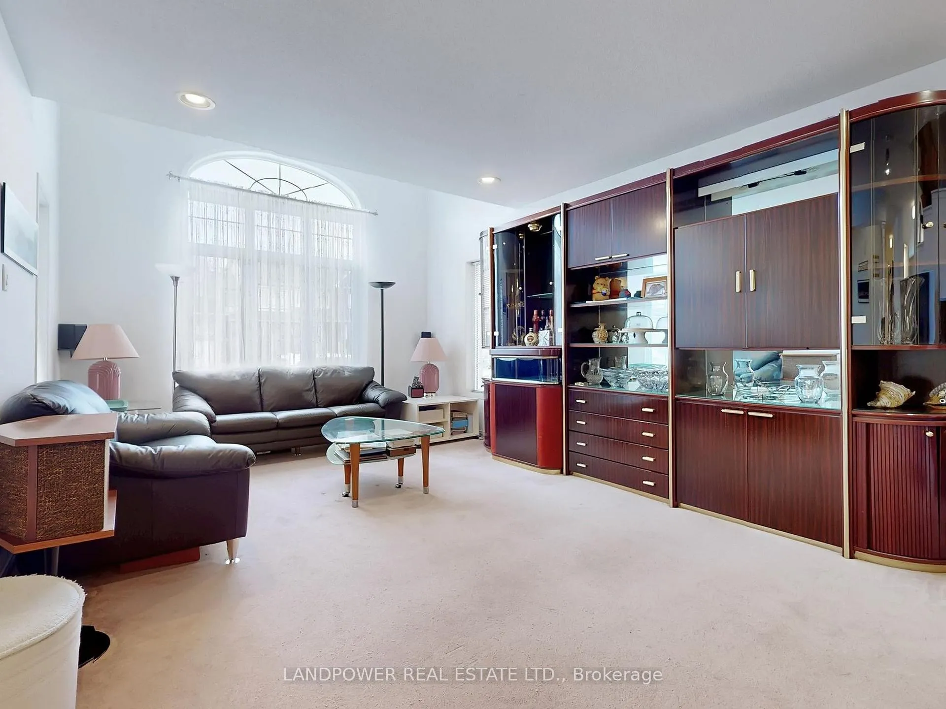 Photo 4 of 82 Littleleaf Crescent, Markham, Legacy — HOMEH