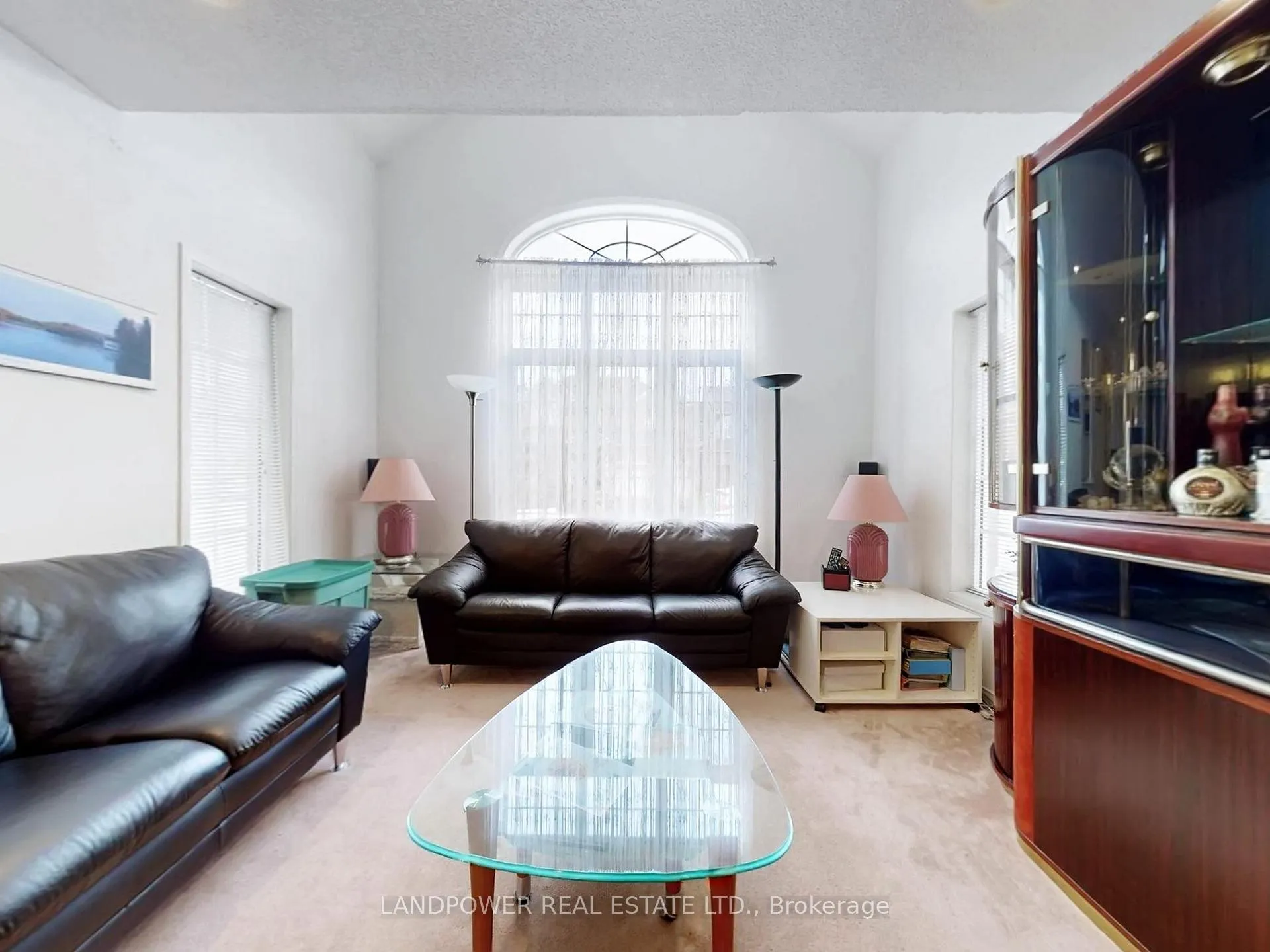 Photo 5 of 82 Littleleaf Crescent, Markham, Legacy — HOMEH