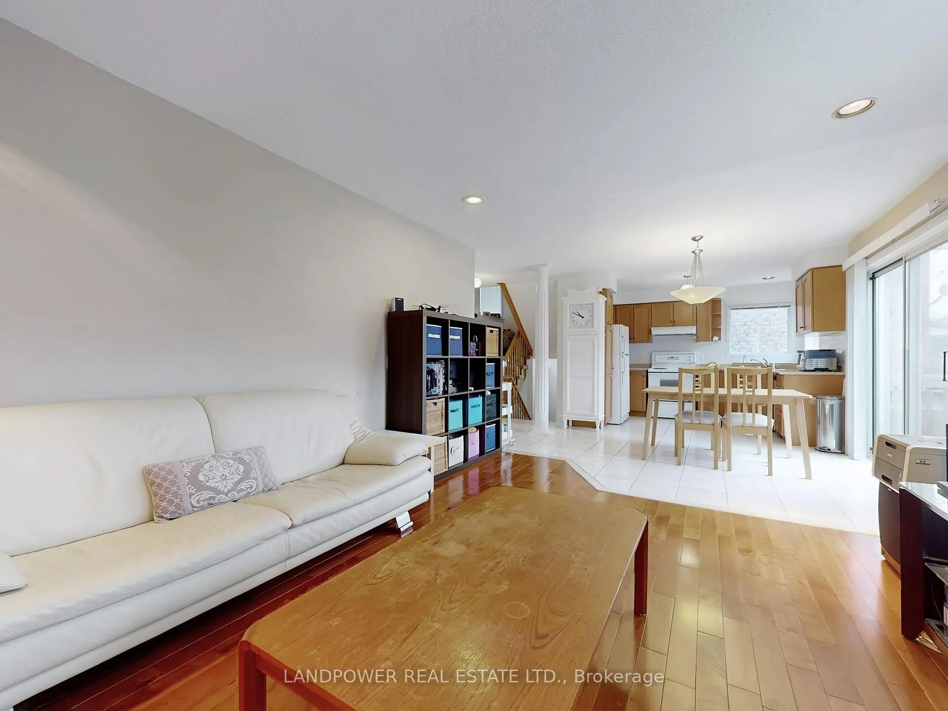 Photo 11 of 82 Littleleaf Crescent, Markham, Legacy — HOMEH