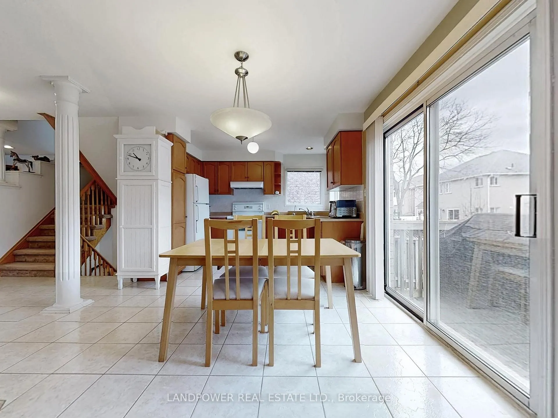 Photo 15 of 82 Littleleaf Crescent, Markham, Legacy — HOMEH