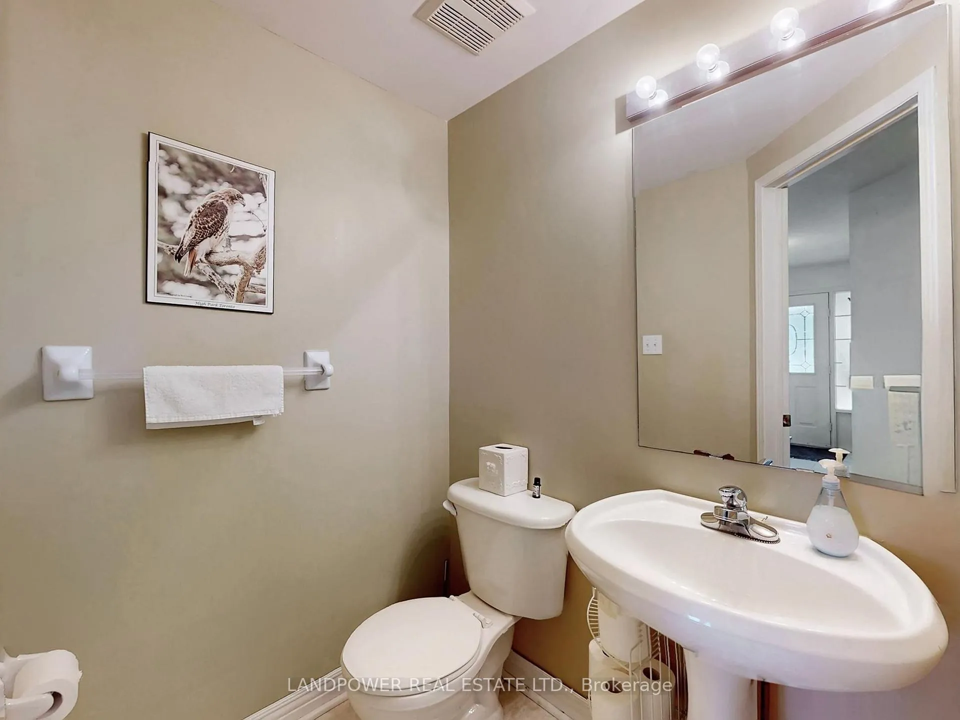 Photo 17 of 82 Littleleaf Crescent, Markham, Legacy — HOMEH
