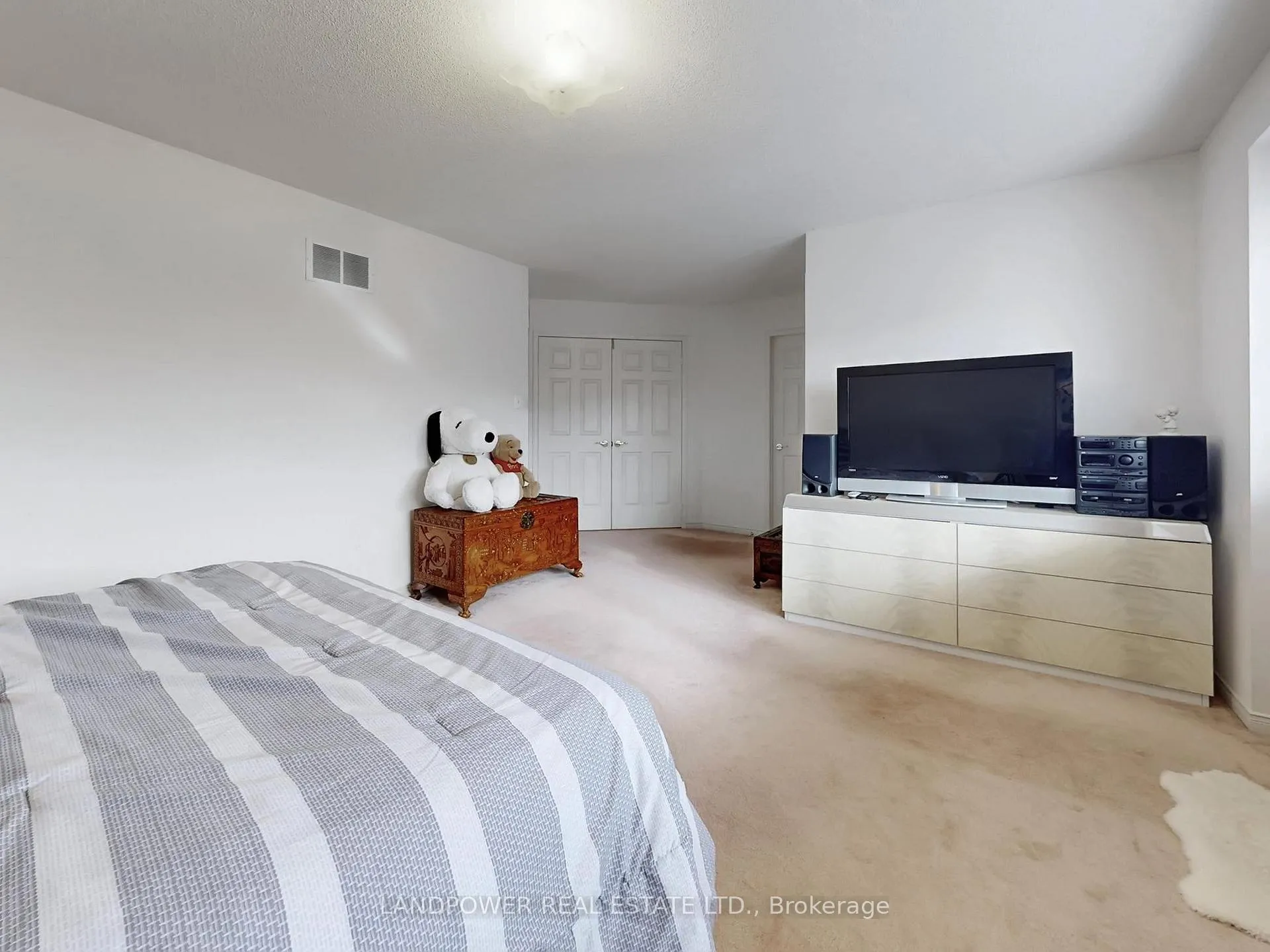 Photo 24 of 82 Littleleaf Crescent, Markham, Legacy — HOMEH
