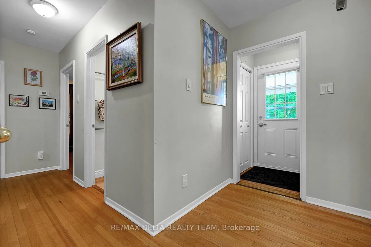 Photo 6 of 478 Lawson Avenue, Ottawa, Overbrook/Castle Heights — HOMEH