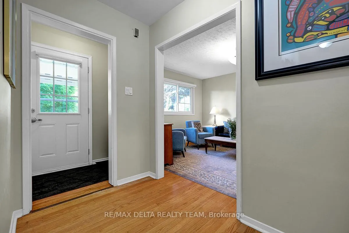 Photo 7 of 478 Lawson Avenue, Ottawa, Overbrook/Castle Heights — HOMEH