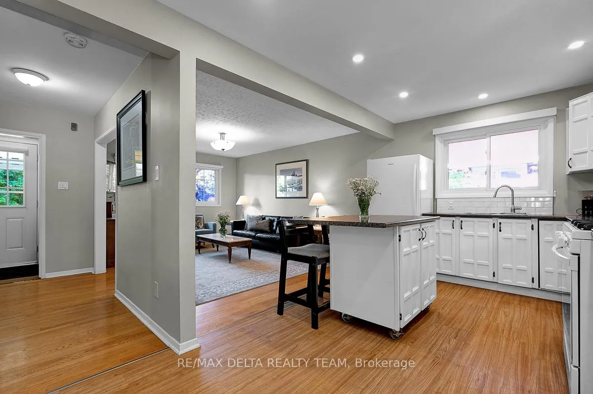 Photo 13 of 478 Lawson Avenue, Ottawa, Overbrook/Castle Heights — HOMEH