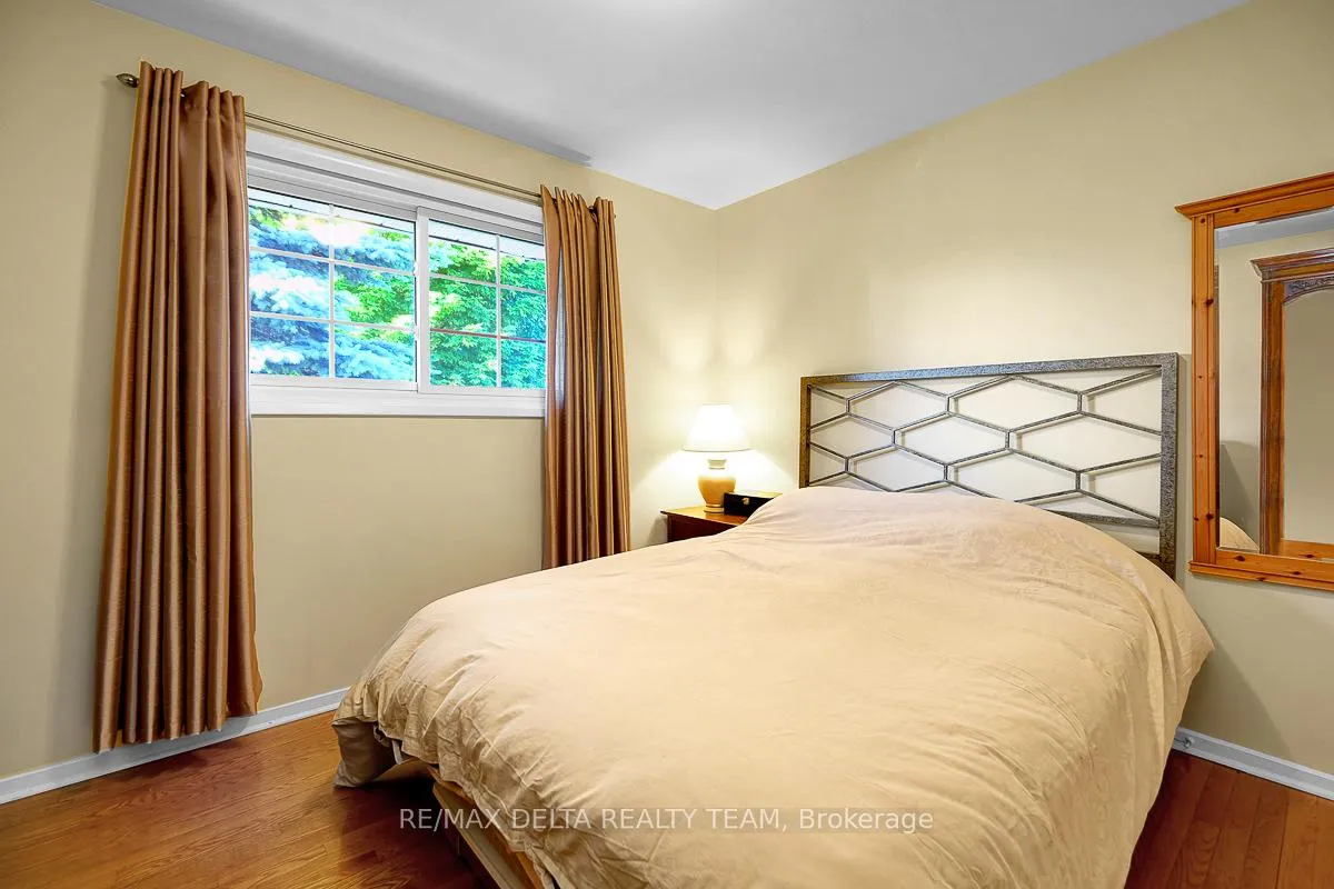 Photo 21 of 478 Lawson Avenue, Ottawa, Overbrook/Castle Heights — HOMEH