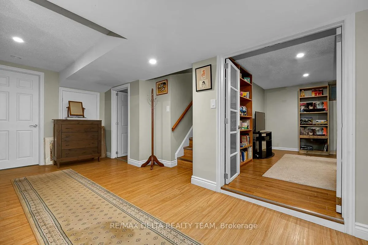 Photo 31 of 478 Lawson Avenue, Ottawa, Overbrook/Castle Heights — HOMEH
