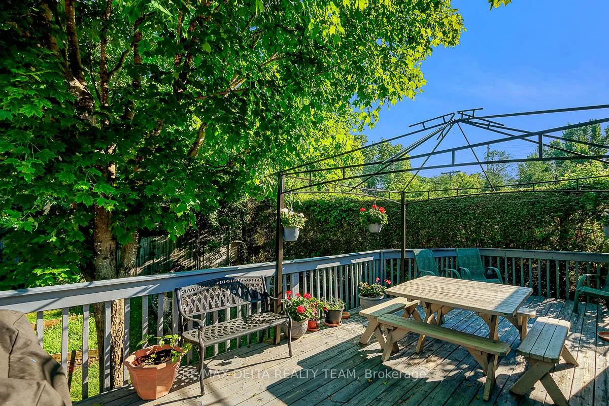 Photo 32 of 478 Lawson Avenue, Ottawa, Overbrook/Castle Heights — HOMEH