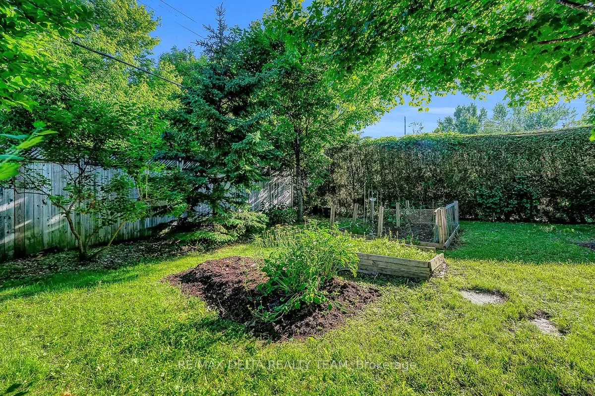 Photo 38 of 478 Lawson Avenue, Ottawa, Overbrook/Castle Heights — HOMEH