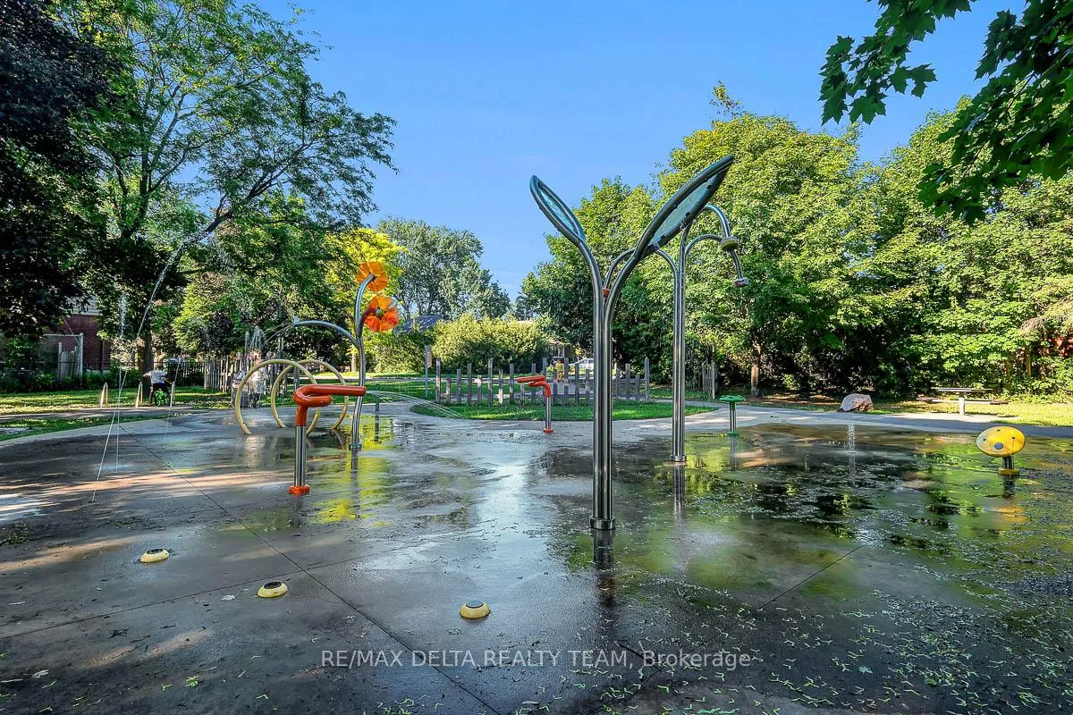 Photo 42 of 478 Lawson Avenue, Ottawa, Overbrook/Castle Heights — HOMEH