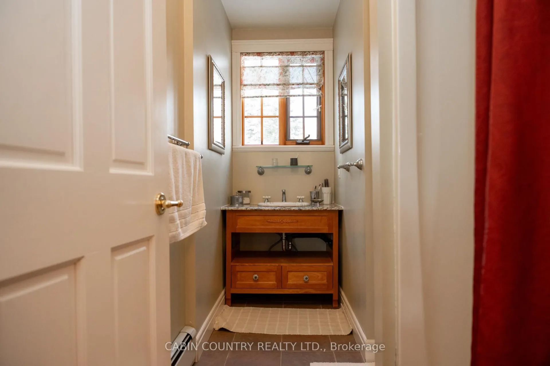 Photo 16 of 164 Kimberly Road, Kenora Remote Area, Lake of the Woods North — HOMEH