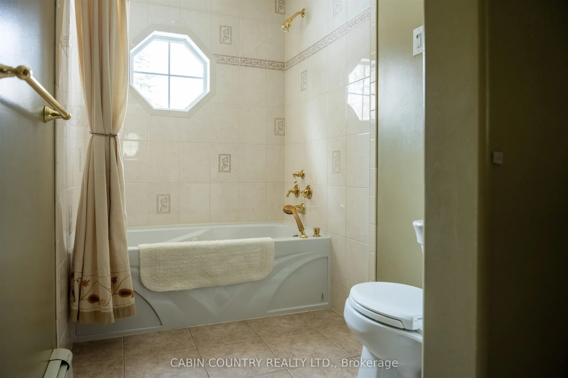 Photo 28 of 164 Kimberly Road, Kenora Remote Area, Lake of the Woods North — HOMEH