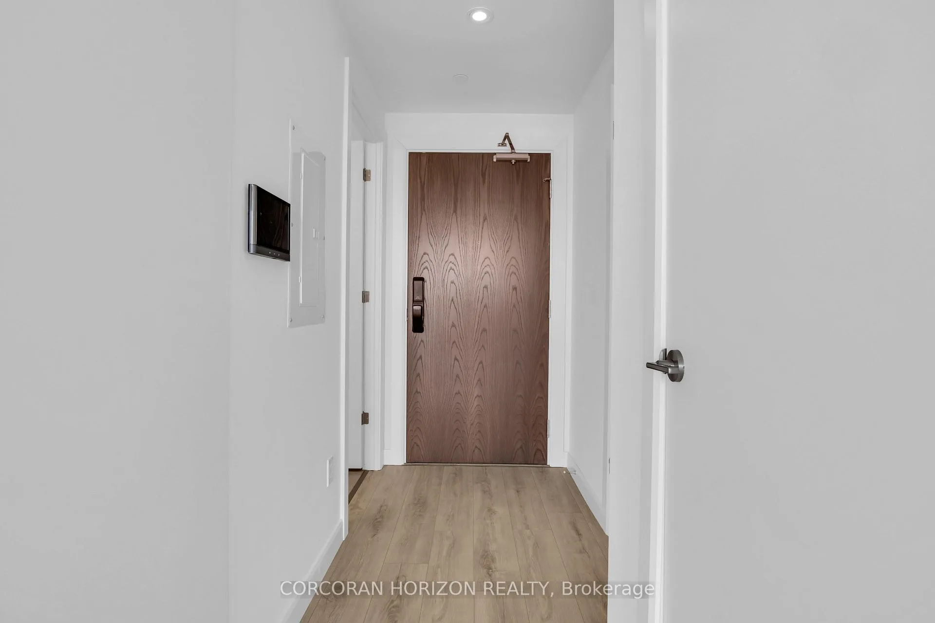 Photo 9 of Unit 1711, 741 King Street, Kitchener, KW Hospital — HOMEH