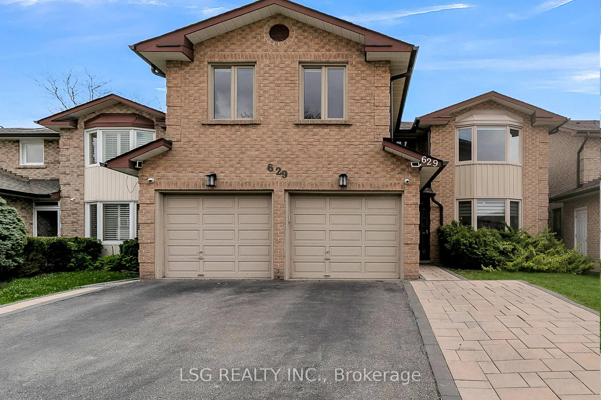 Photo 1 of 629 York Hill Boulevard, Vaughan, Crestwood-Springfarm-Yorkhill — HOMEH