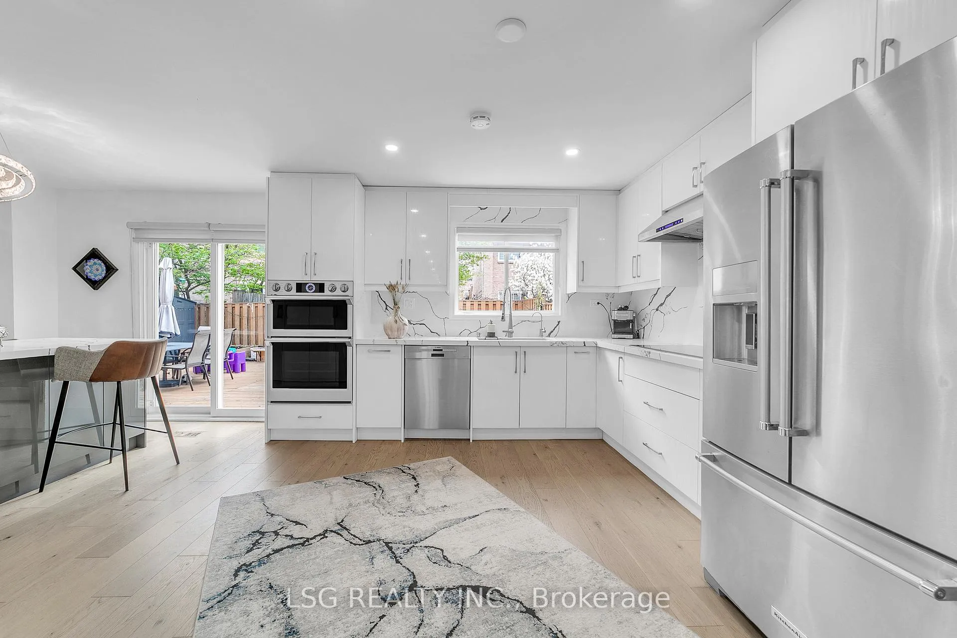 Photo 9 of 629 York Hill Boulevard, Vaughan, Crestwood-Springfarm-Yorkhill — HOMEH