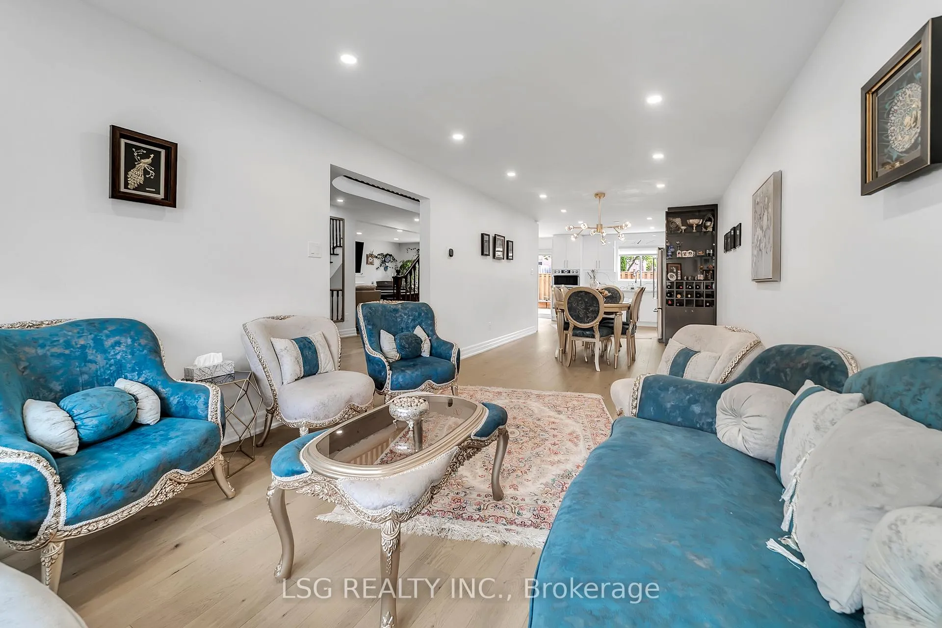 Photo 15 of 629 York Hill Boulevard, Vaughan, Crestwood-Springfarm-Yorkhill — HOMEH