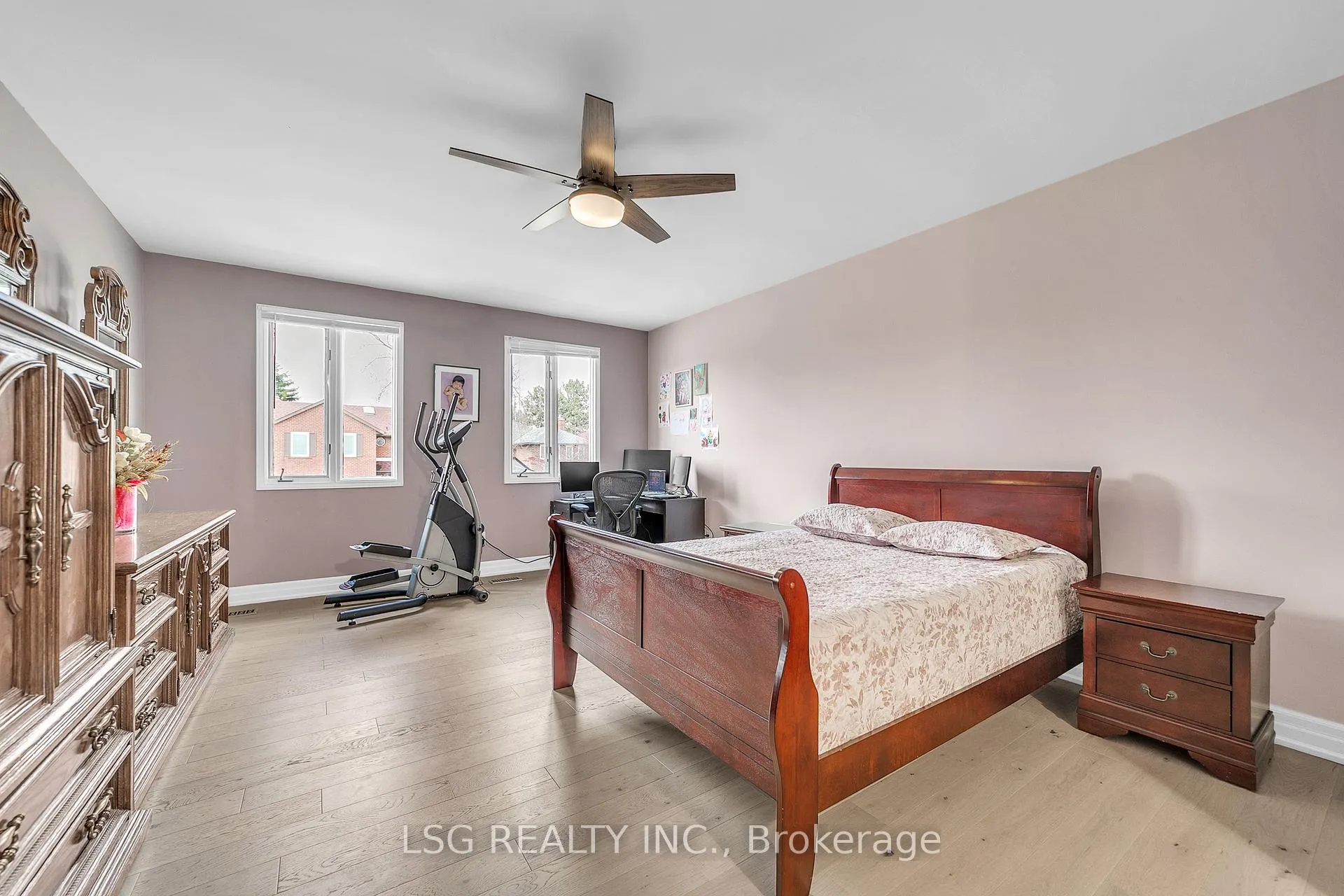 Photo 19 of 629 York Hill Boulevard, Vaughan, Crestwood-Springfarm-Yorkhill — HOMEH