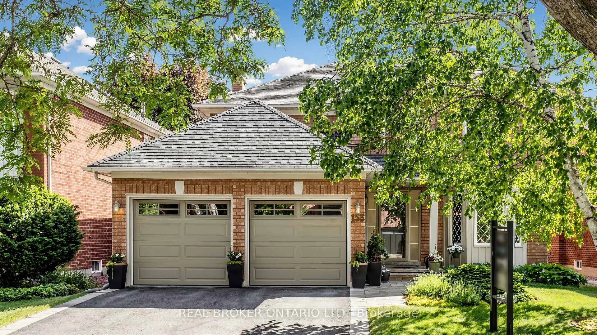 Photo 2 of 153 Grenadier Crescent, Vaughan, Beverley Glen — HOMEH