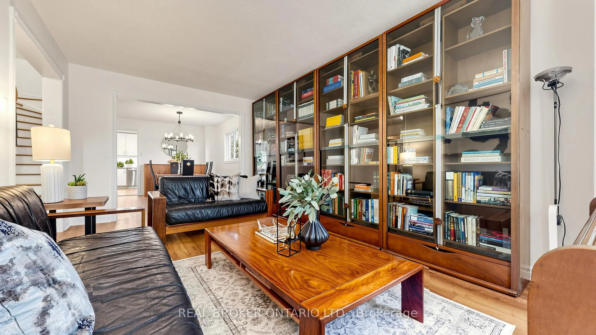 Photo 6 of 153 Grenadier Crescent, Vaughan, Beverley Glen — HOMEH