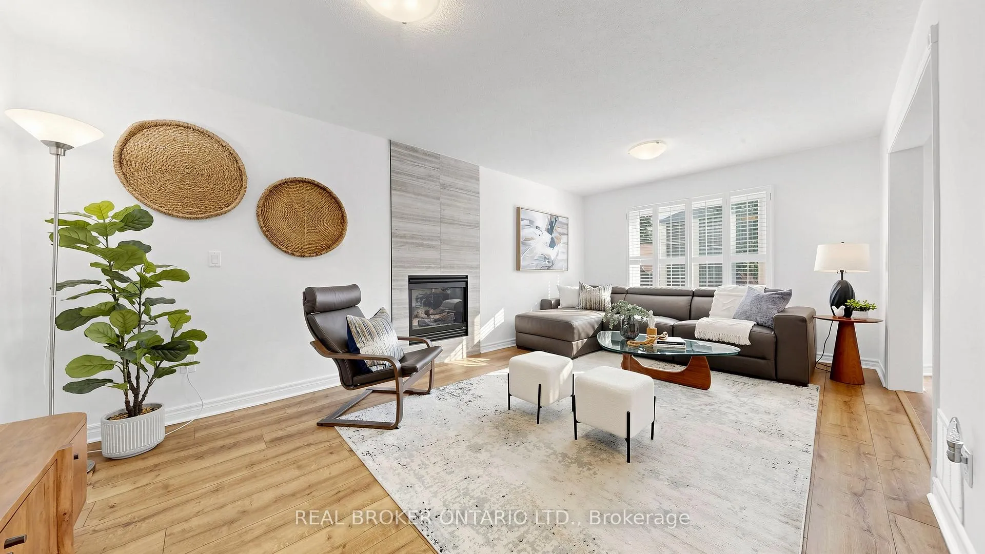 Photo 10 of 153 Grenadier Crescent, Vaughan, Beverley Glen — HOMEH