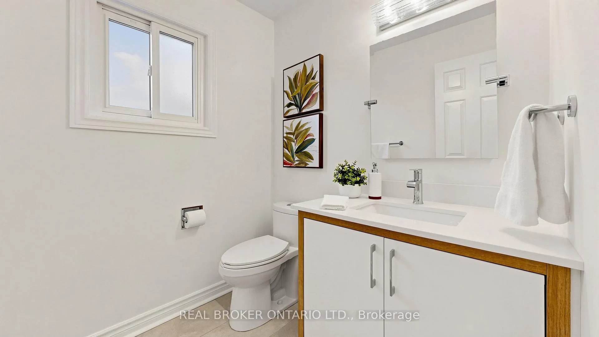 Photo 17 of 153 Grenadier Crescent, Vaughan, Beverley Glen — HOMEH