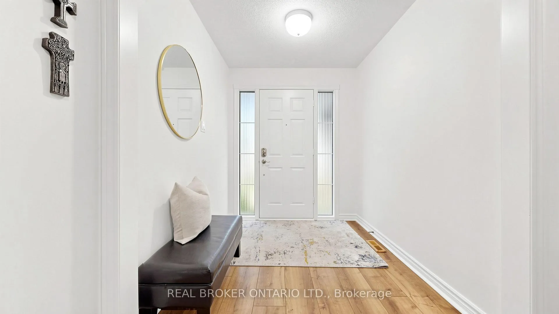 Photo 20 of 153 Grenadier Crescent, Vaughan, Beverley Glen — HOMEH